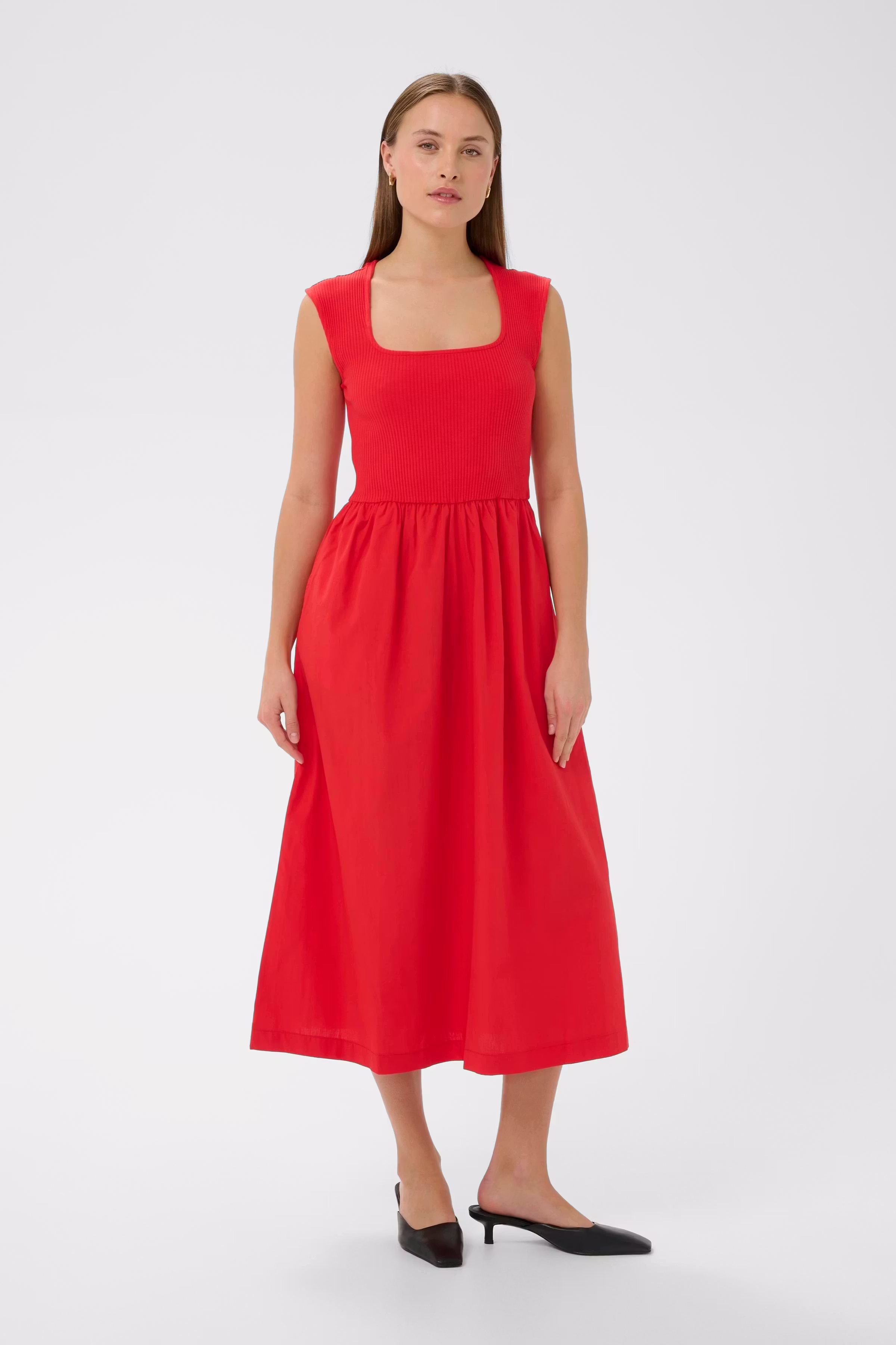 SLSimone Kleid LOOKBOOK FRONT 30407490-181659