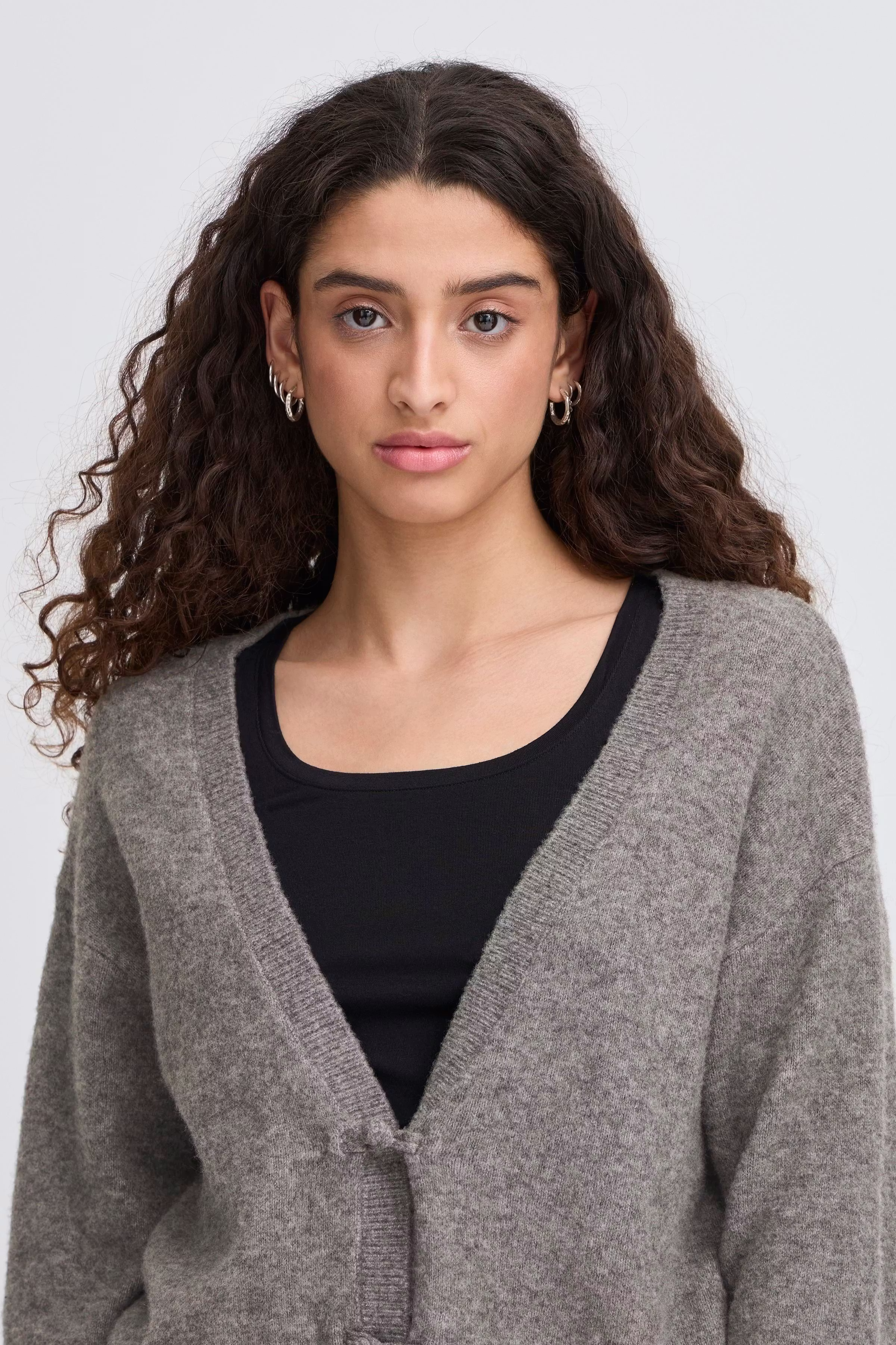 IHDASILA Cardigan LOOKBOOK DETAIL 20124215-200319
