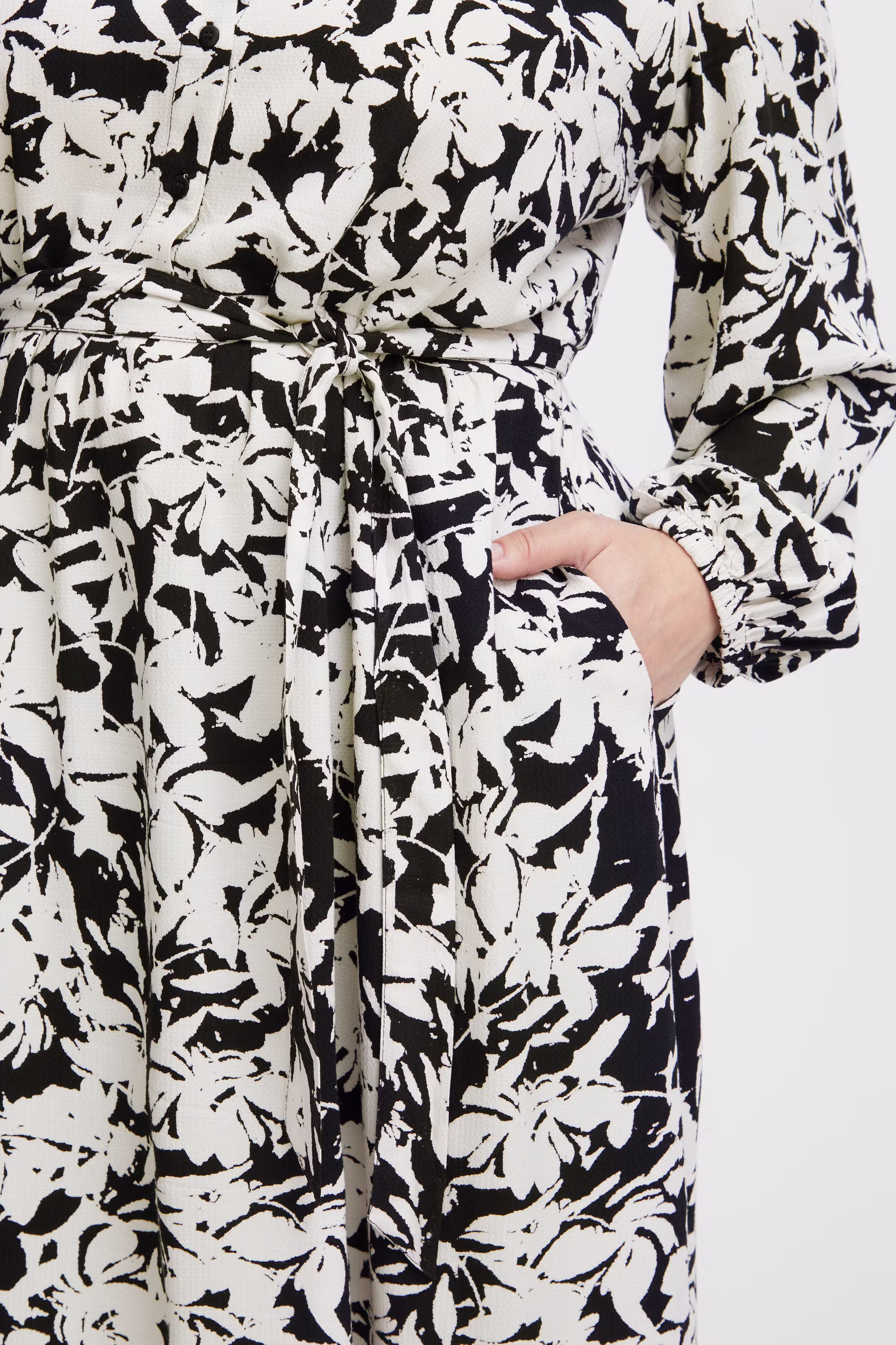 Dress LOOKBOOK DETAIL 20612605-202203