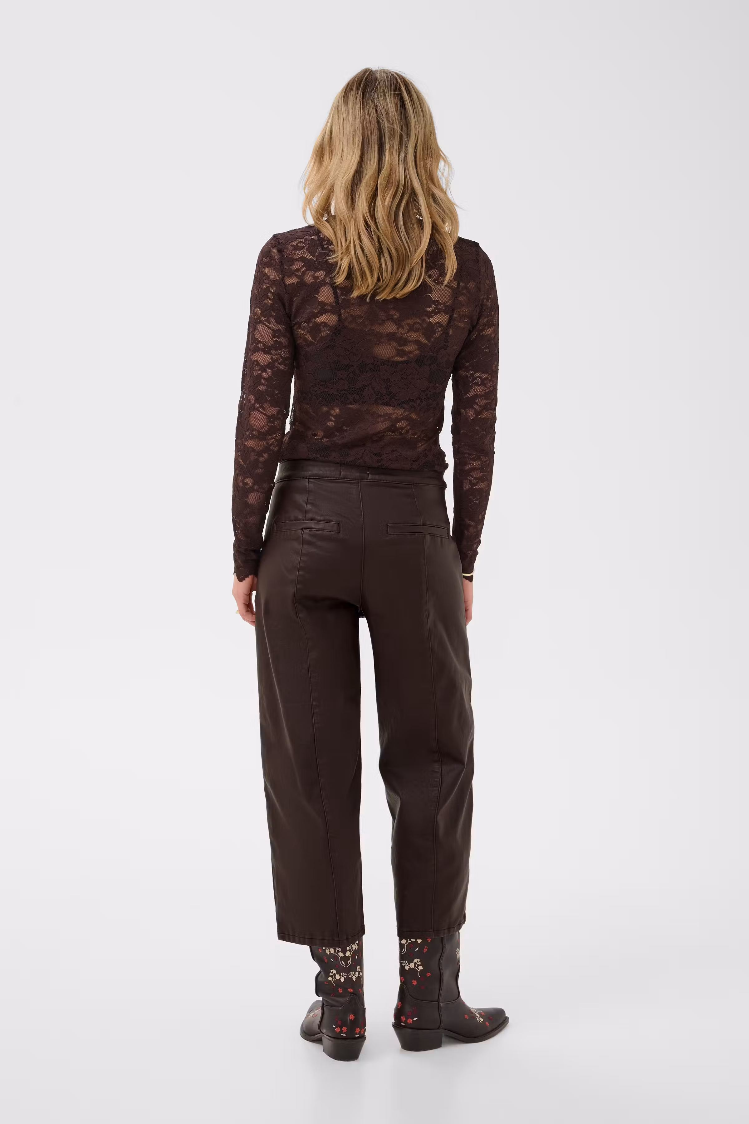 CRWinni Trousers LOOKBOOK BACK 10615348-191016