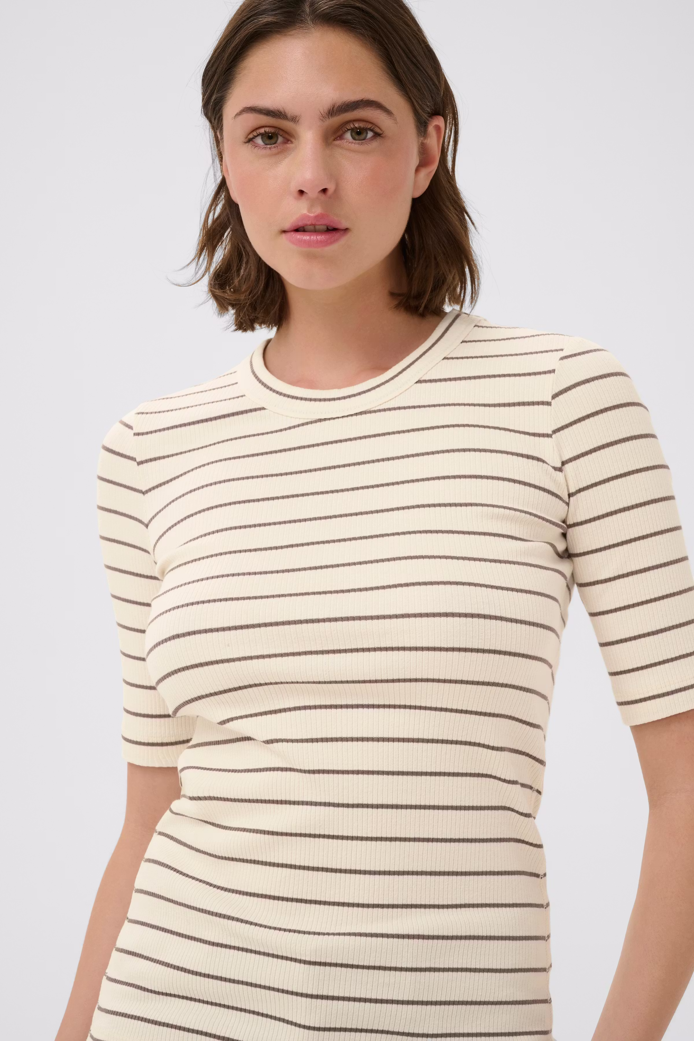DagnaIW Striped T-shirt LOOKBOOK DETAIL 30107269-305171