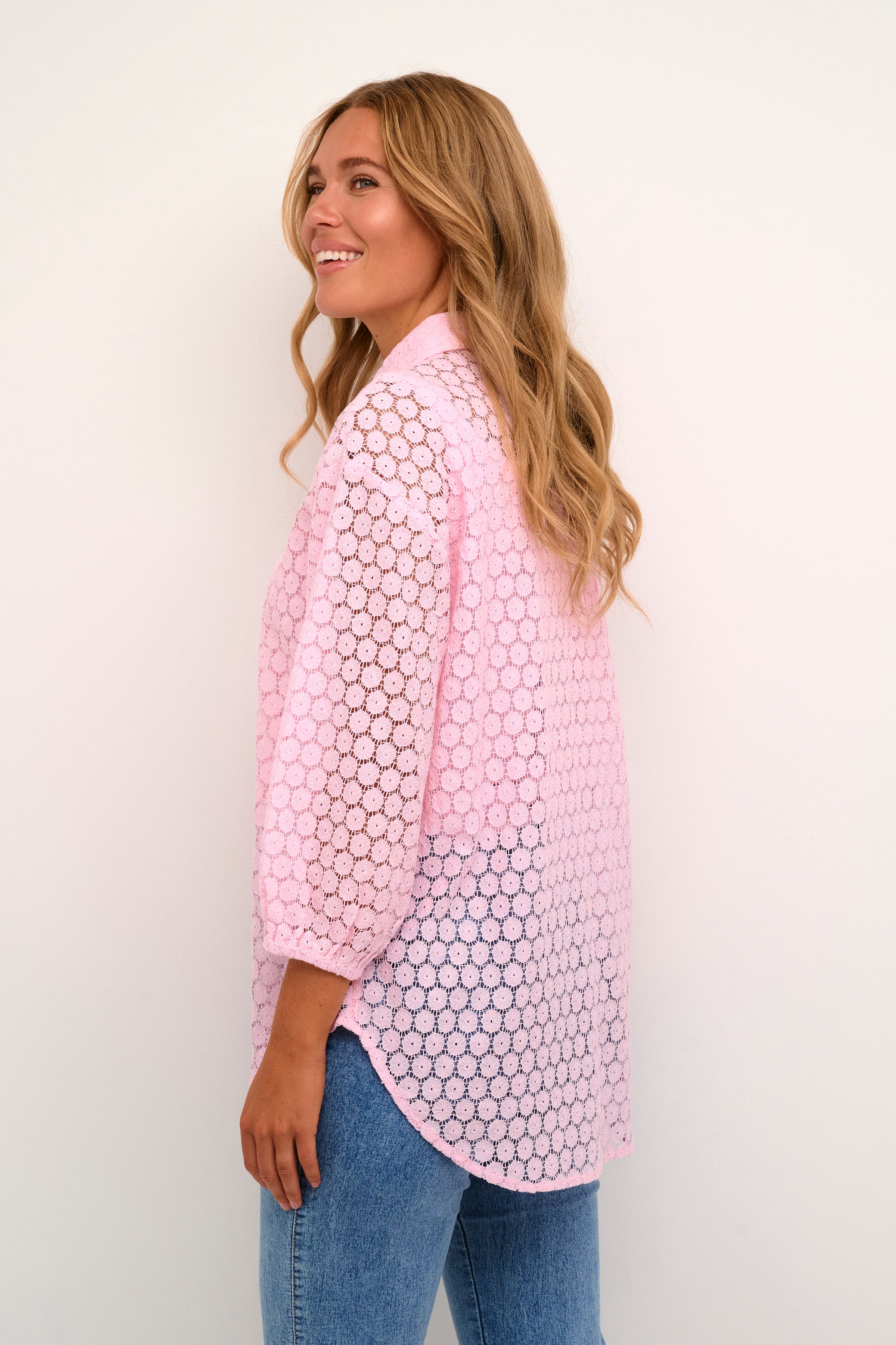 KAloren Lace shirt LOOKBOOK BACK 10508509-132805