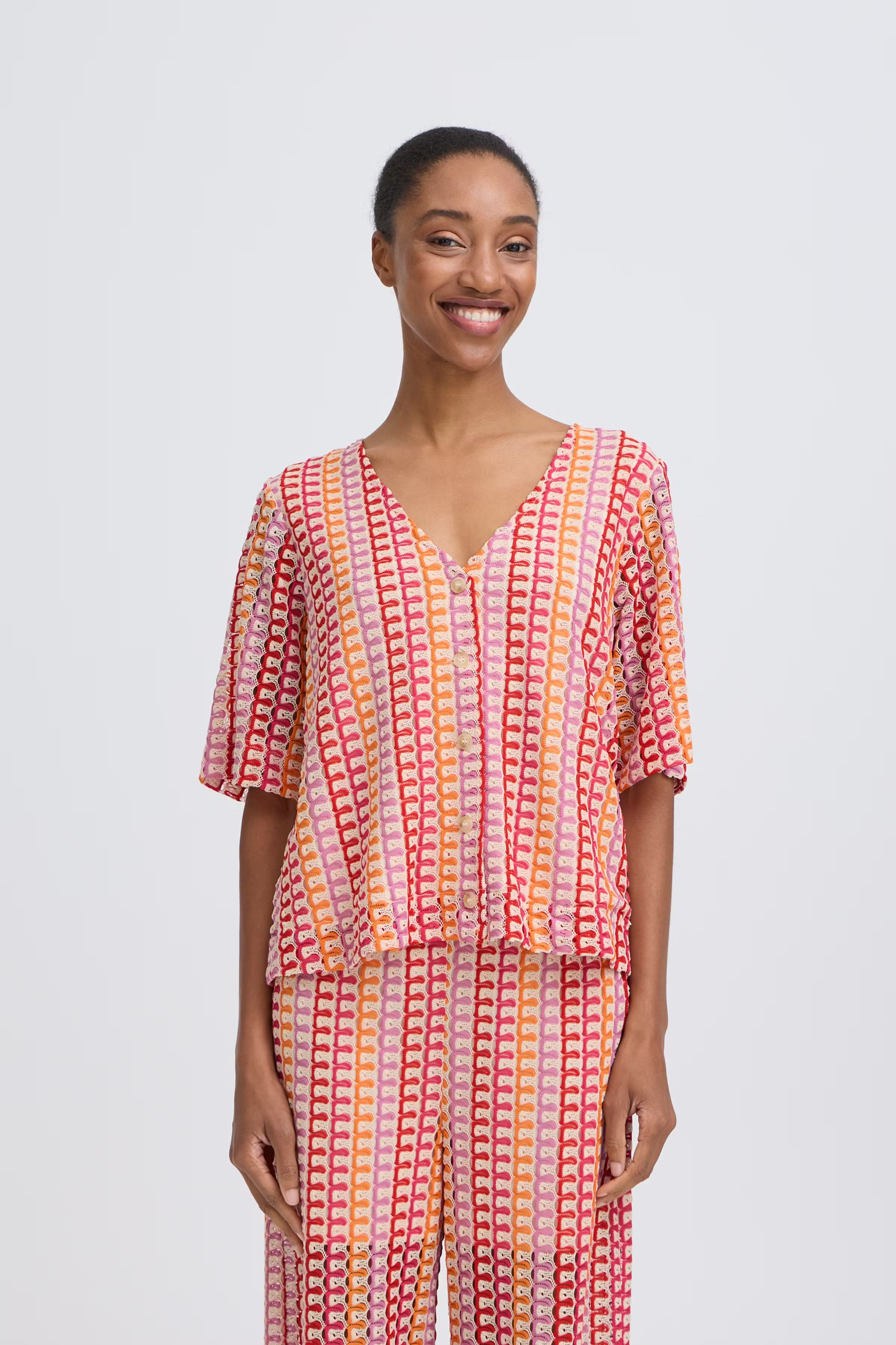 BYPRISCA Cardigan LOOKBOOK FRONT 20818727-900008795