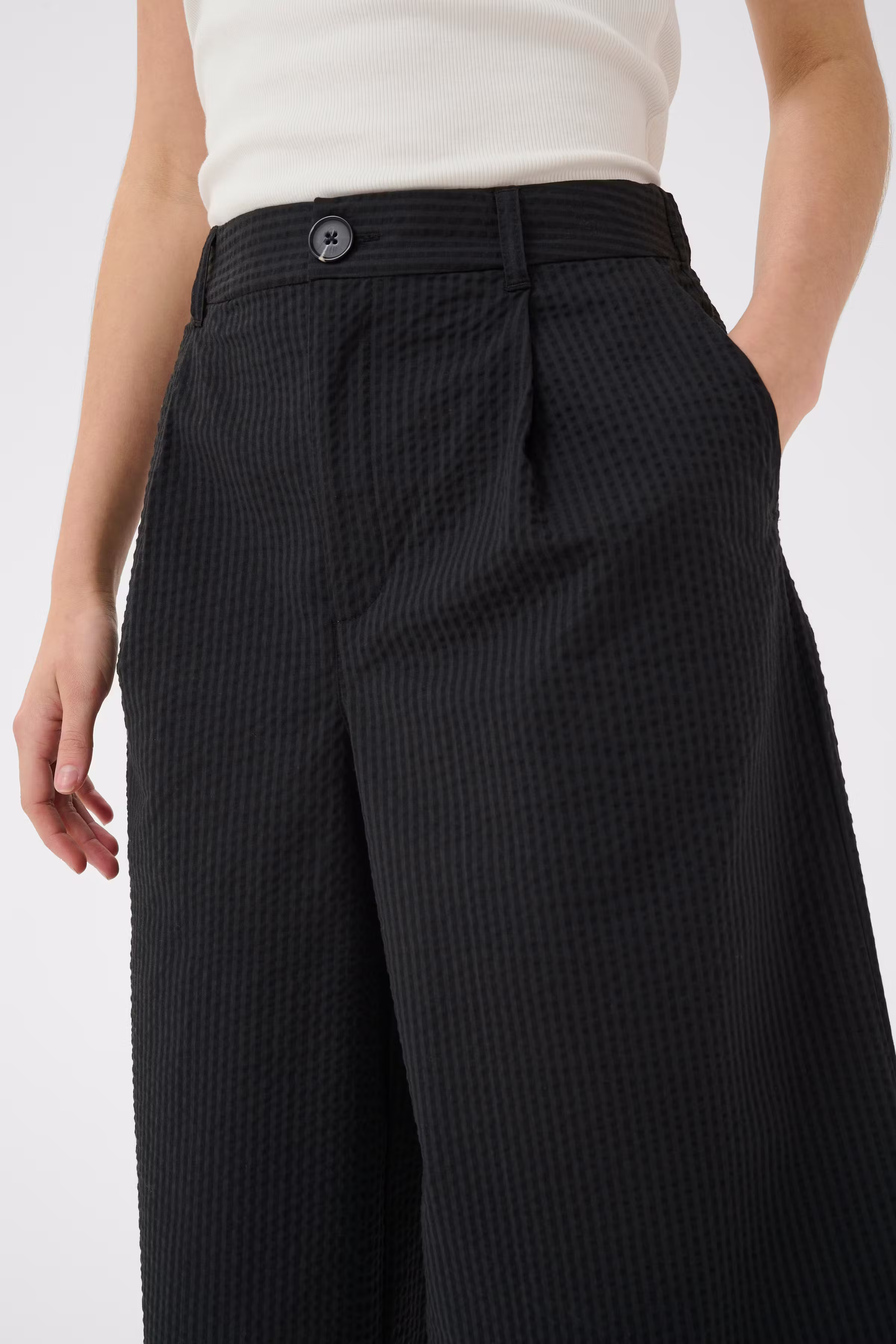 BrigittPW Shorts LOOKBOOK DETAIL 30310551-194008