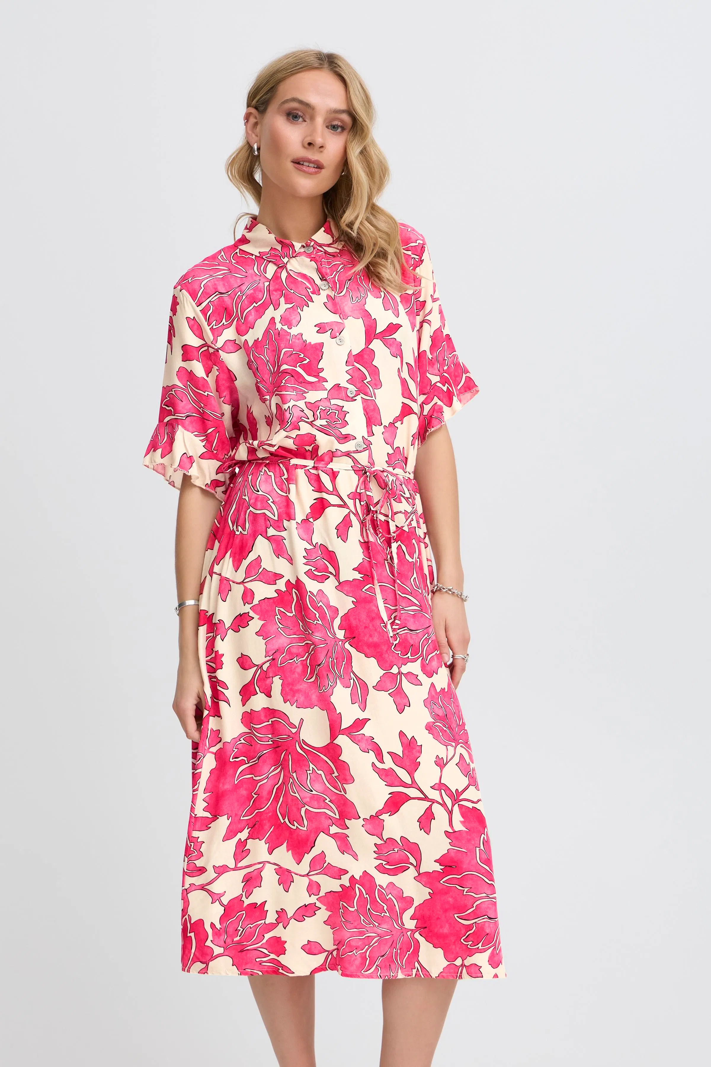 SBINJA Kjole LOOKBOOK FRONT 22101003-182133