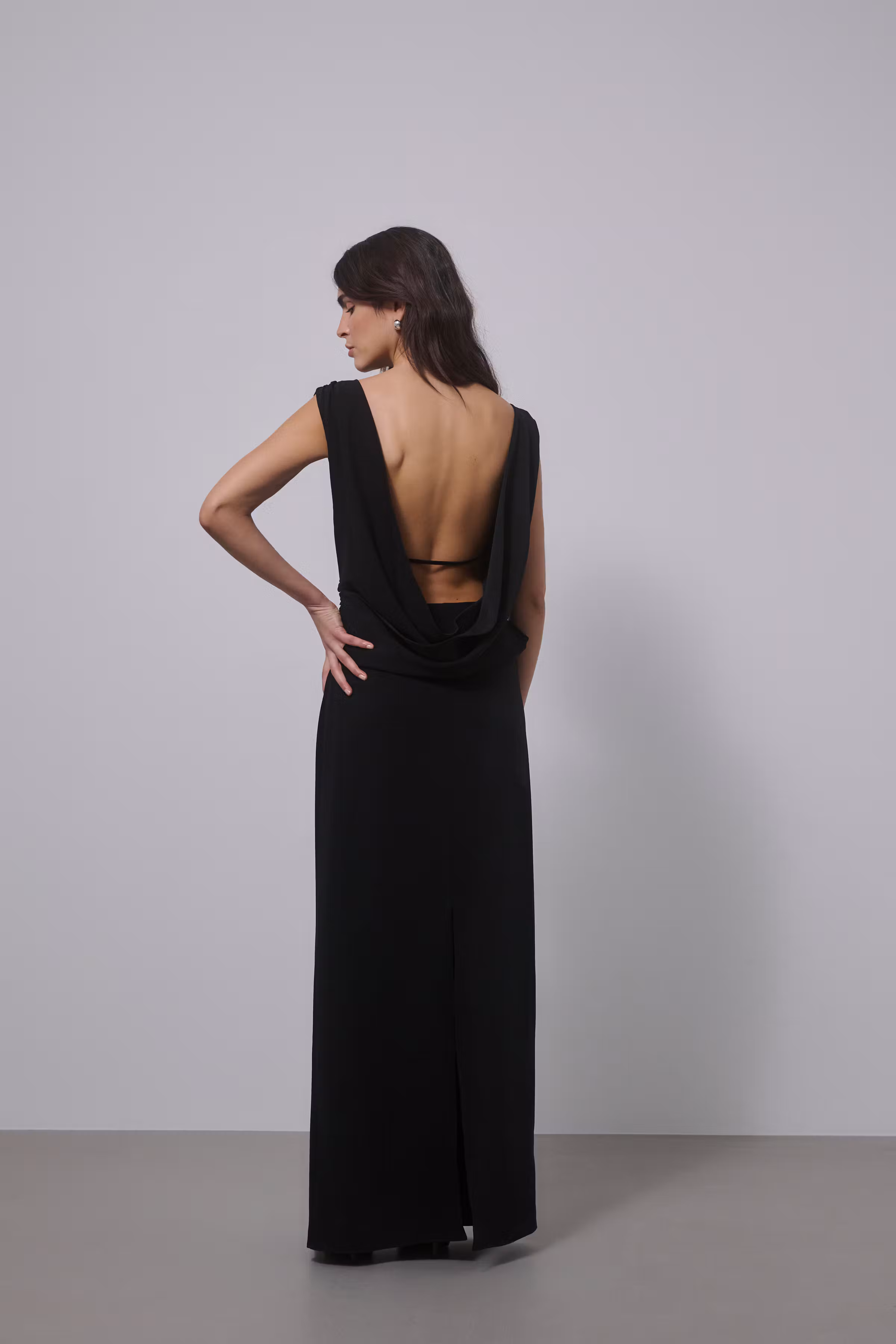MWMille Kleid mit tiefem Rückenausschnitt LOCATION NONE 10705777-100031