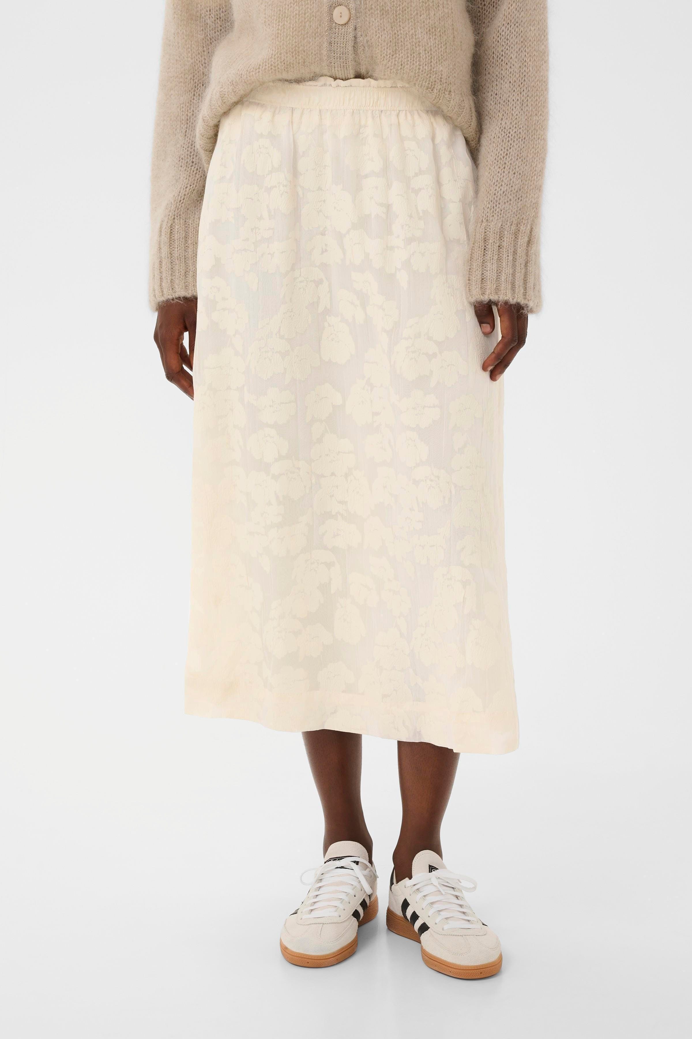 ZoyaPW Lace Skirt LOOKBOOK FRONT 30310312-304547