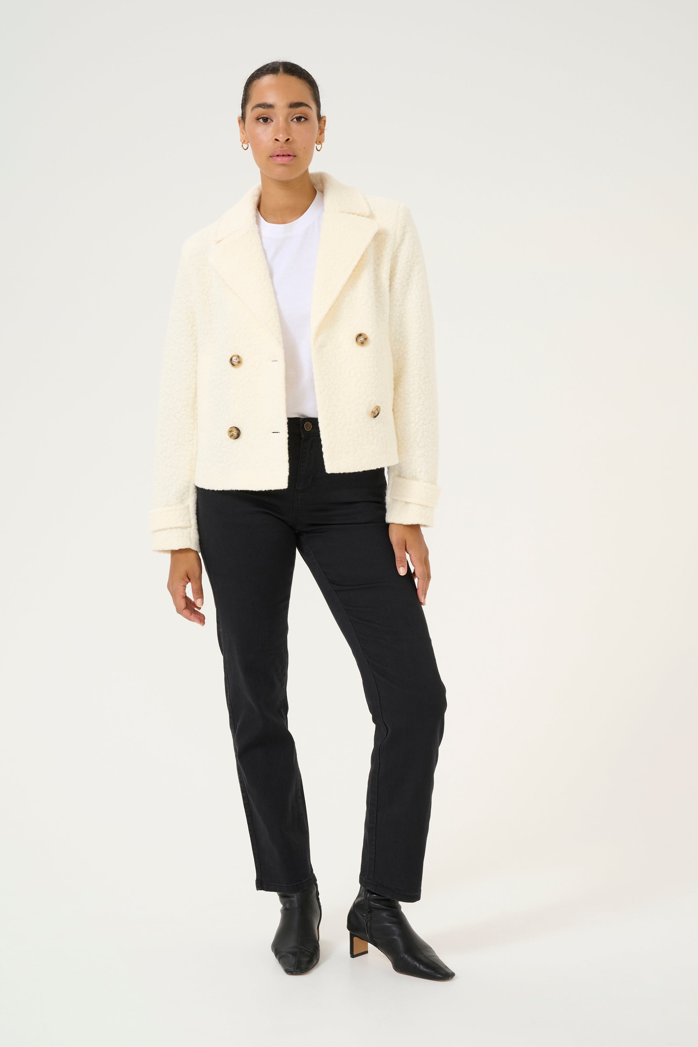 KAanne Jas LOOKBOOK FRONT 10509486-110602