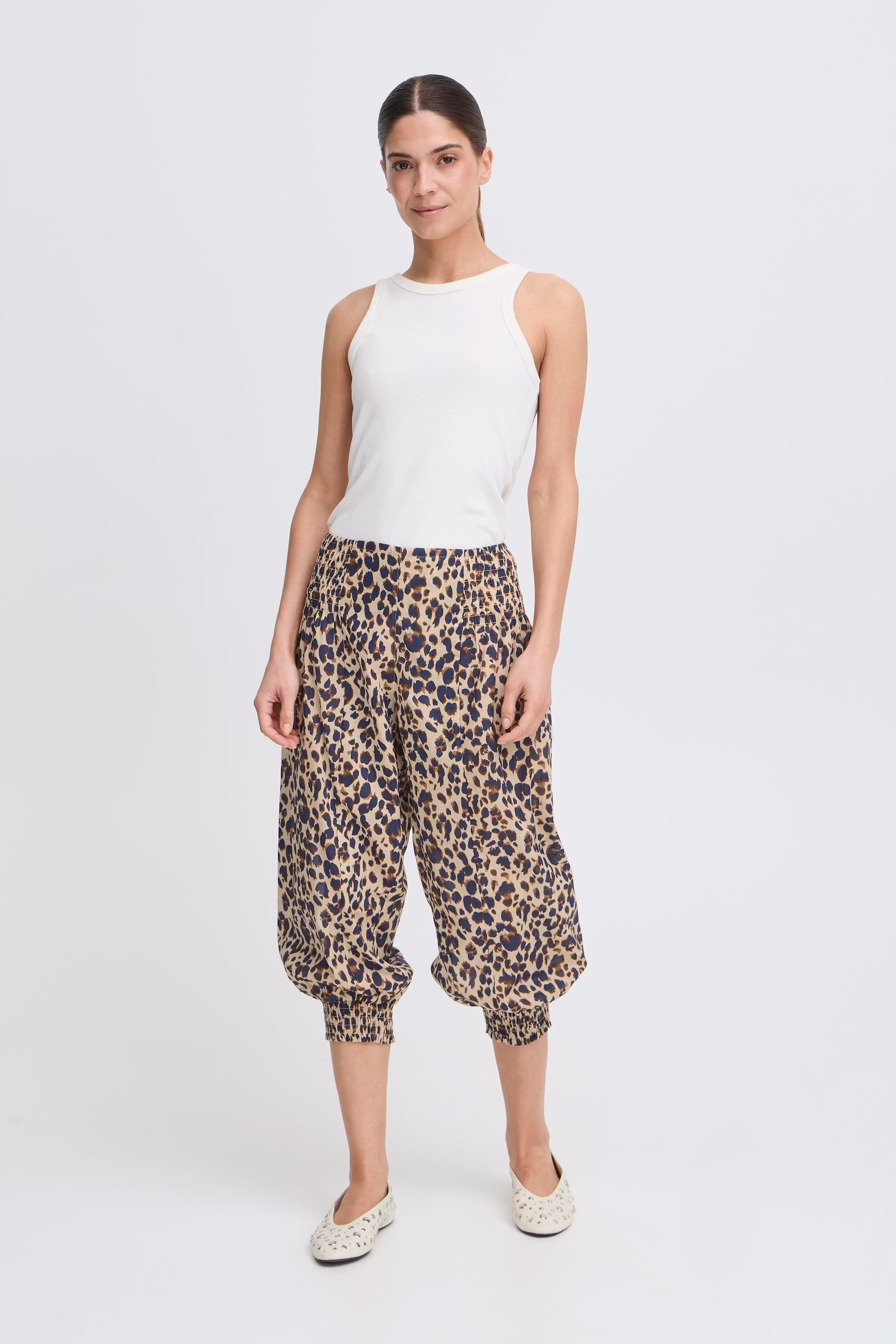 PZJILL Trousers LOOKBOOK FRONT 50200339-202010