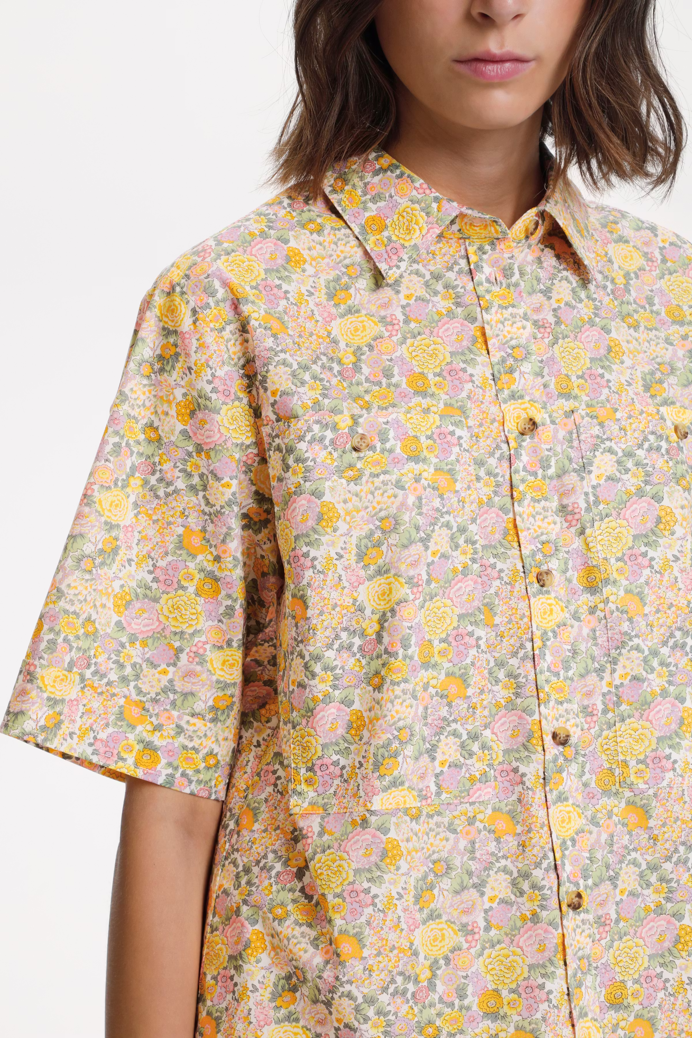 CaliKB Short sleeved shirt LOOKBOOK DETAIL 10103869-141128