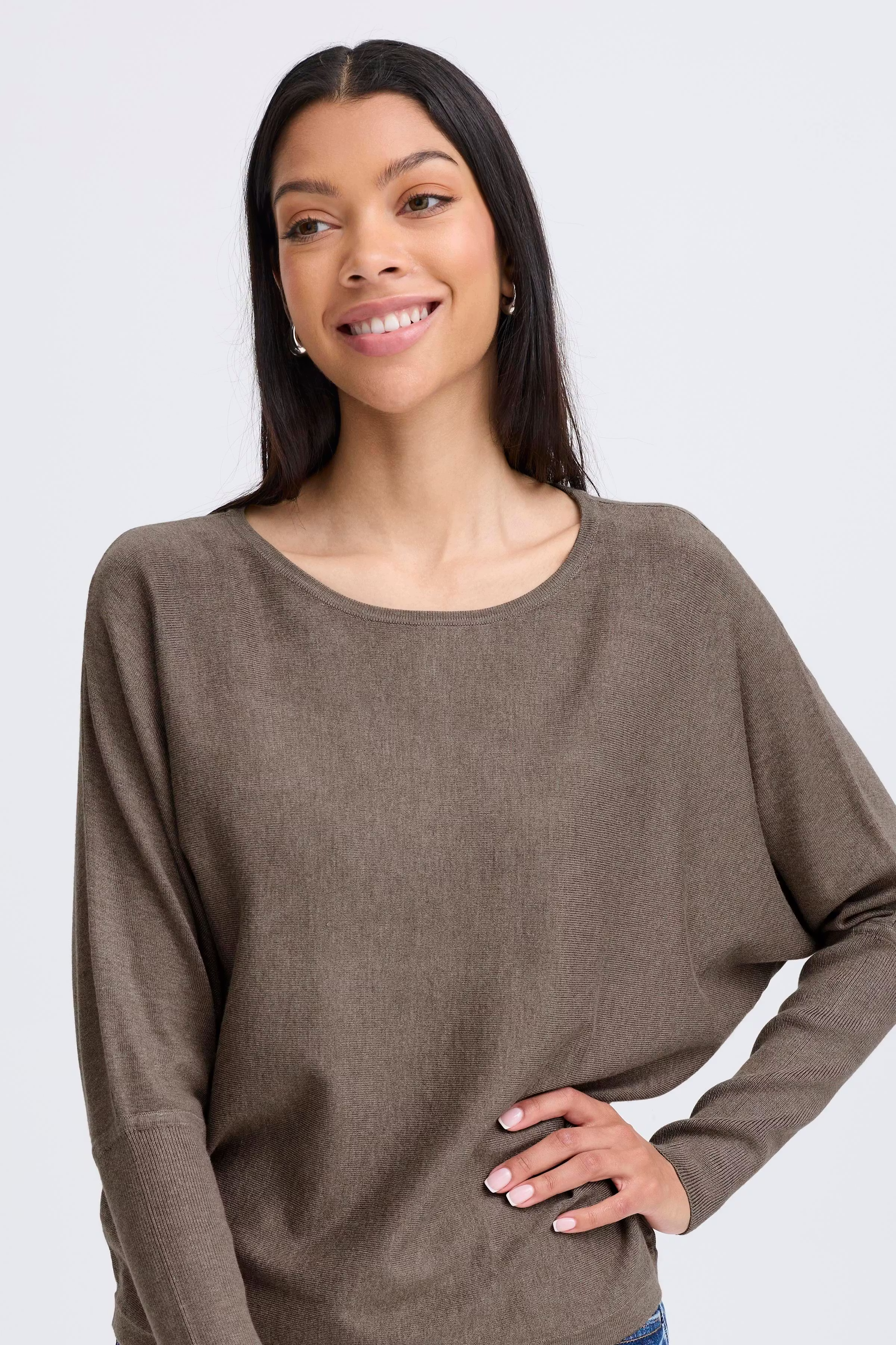 BYMMORLA Pullover LOOKBOOK DETAIL 20814389-1811121