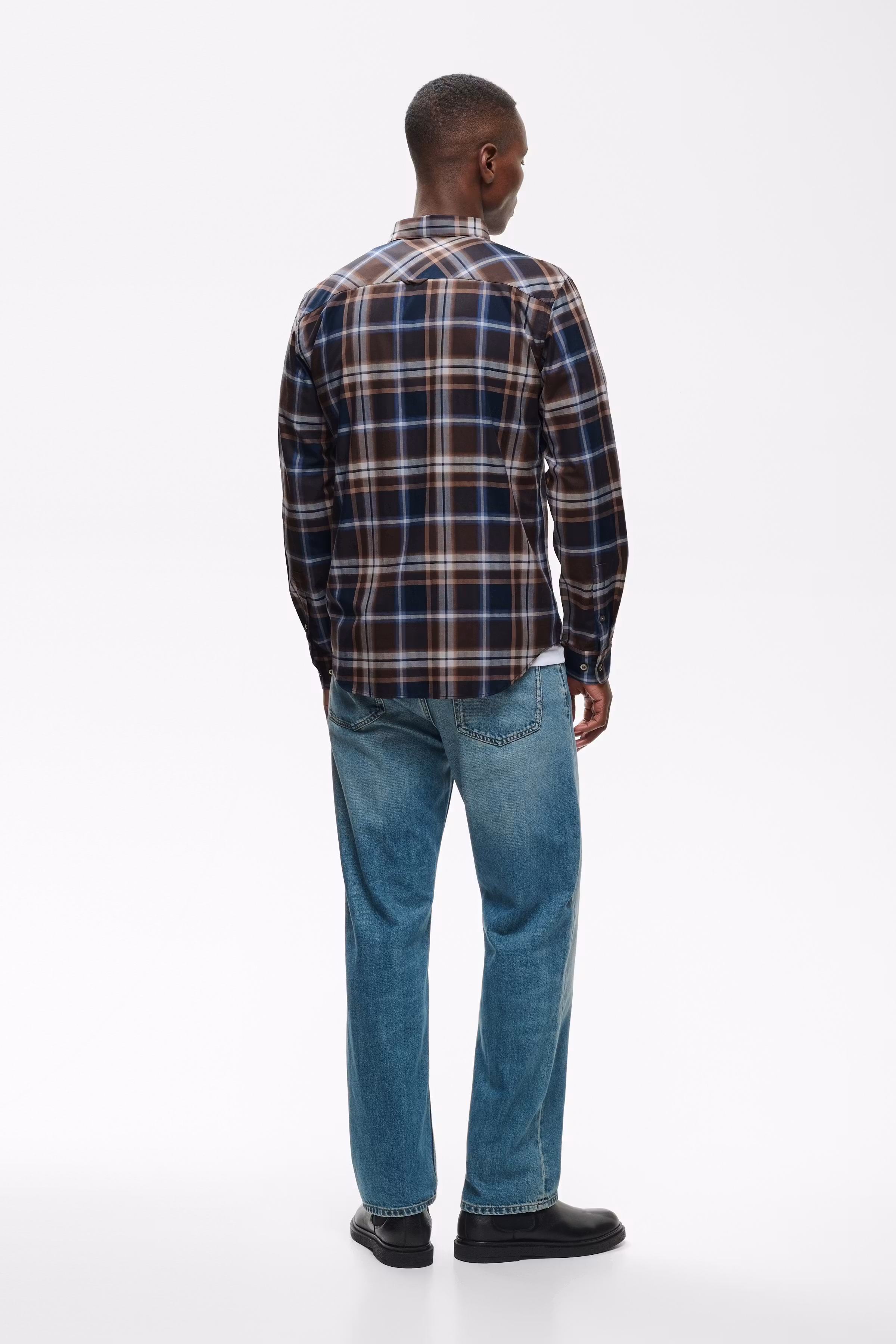 MAtrostol Shirt LOOKBOOK BACK 30209335-184215
