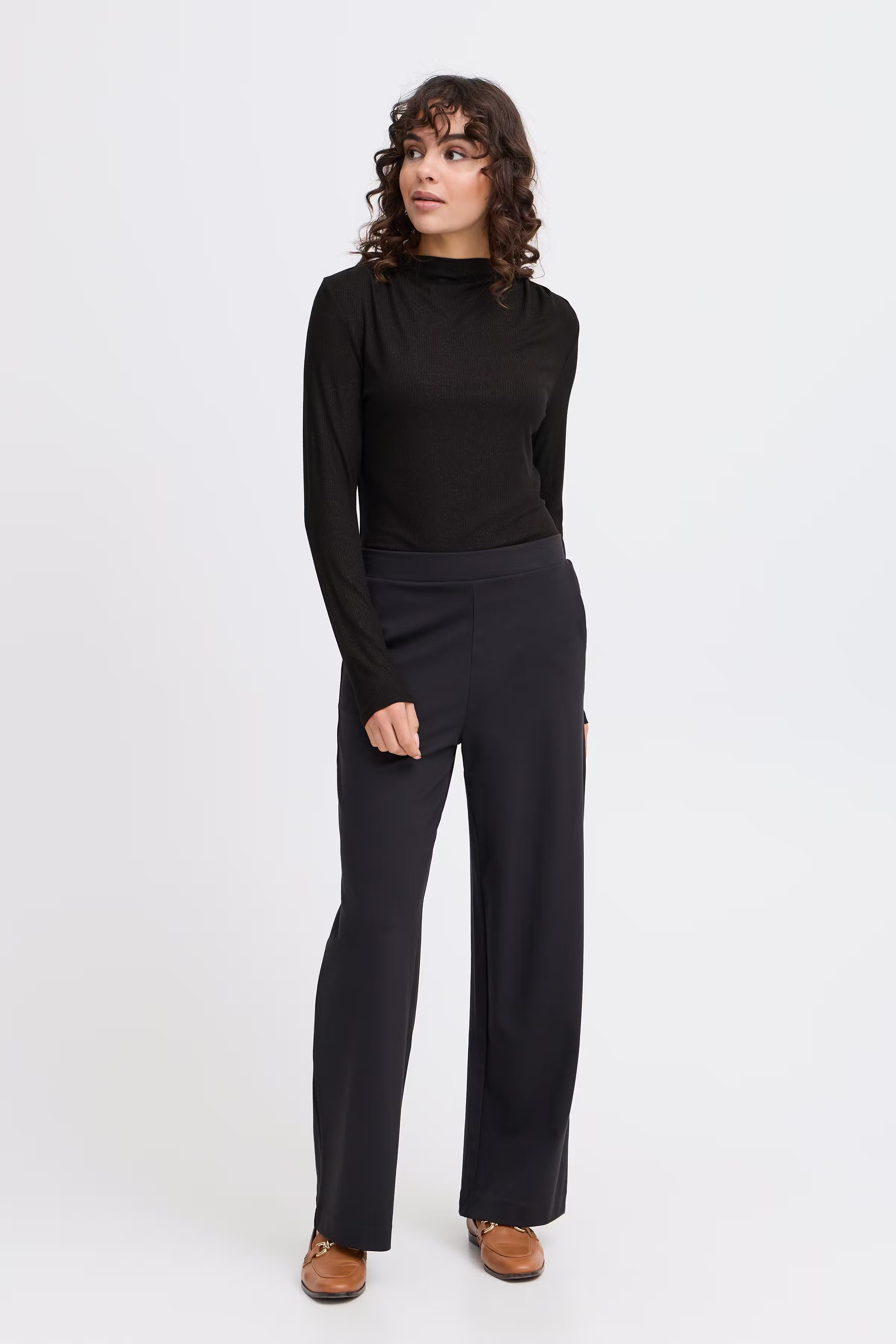 FRREGINA T-shirt LOOKBOOK FRONT 20614874-200115