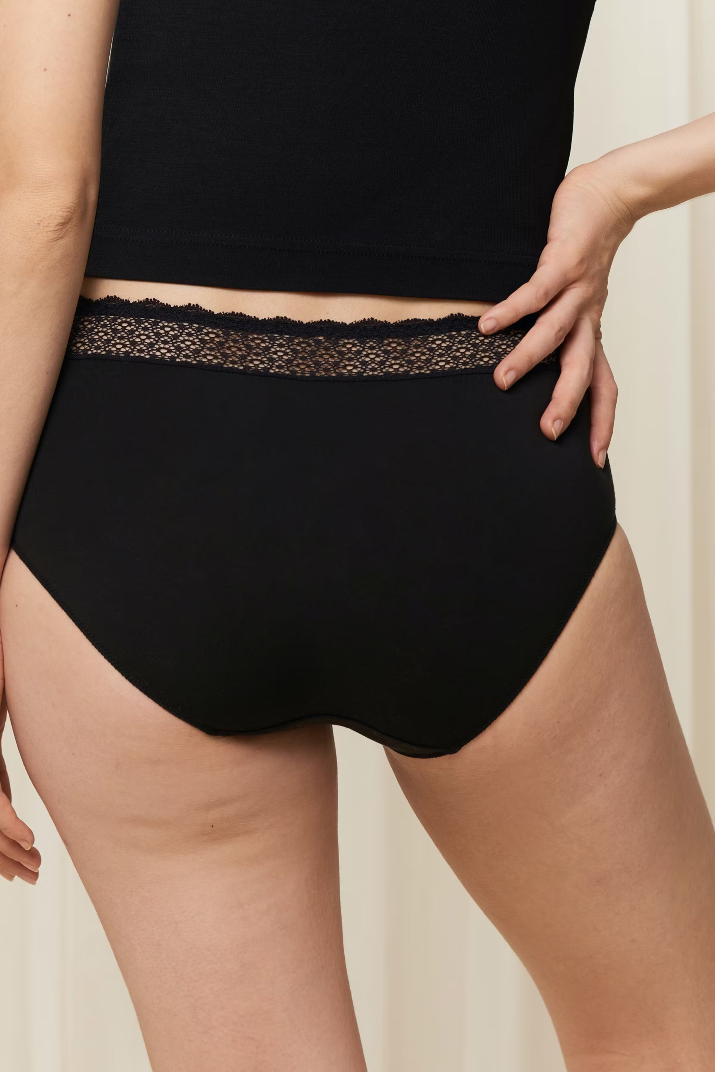 ModalFeel Truser LOOKBOOK BACK 40500187-T0004