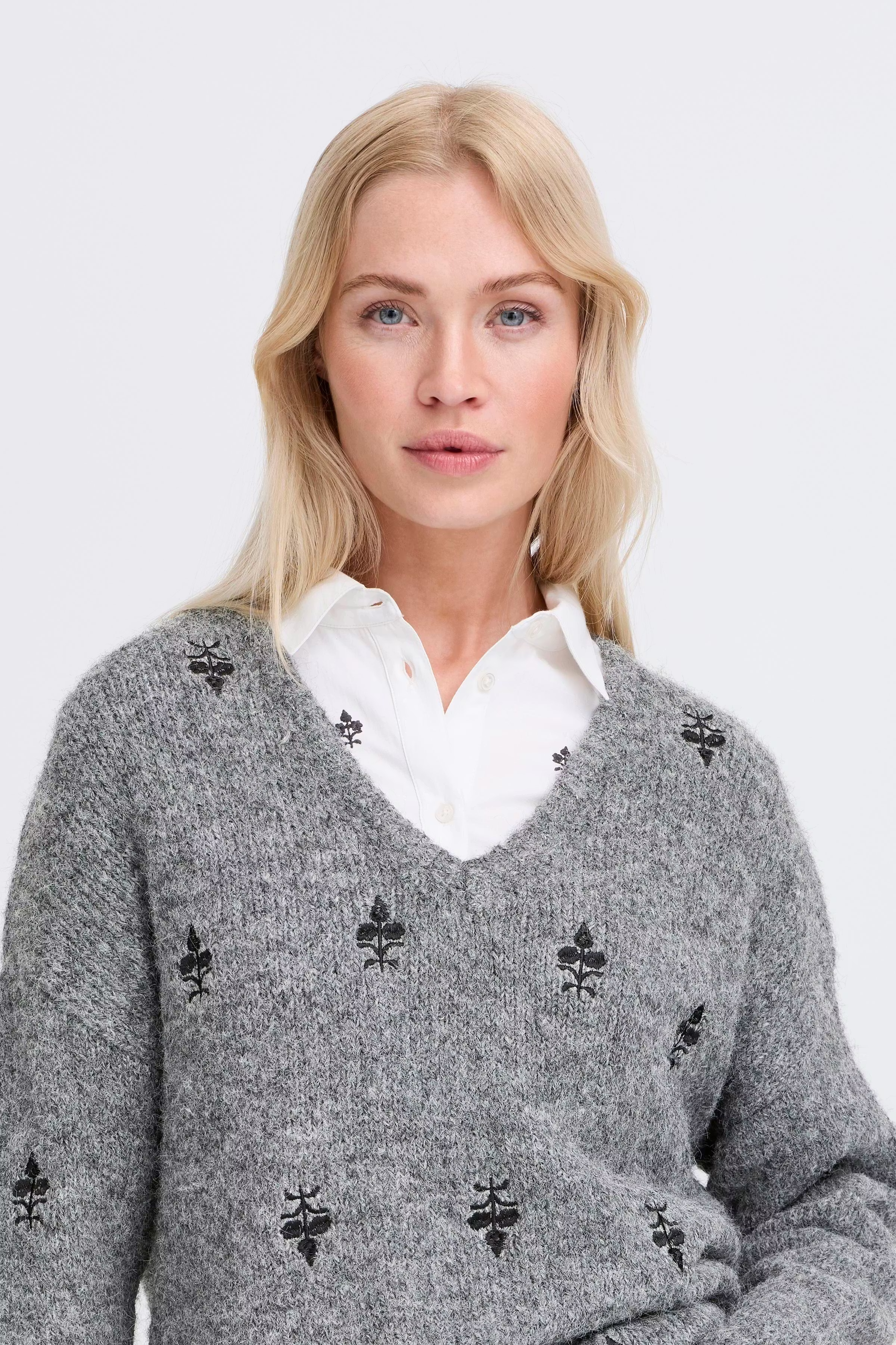 BYMILLERS Pullover LOOKBOOK DETAIL 20818219-200455