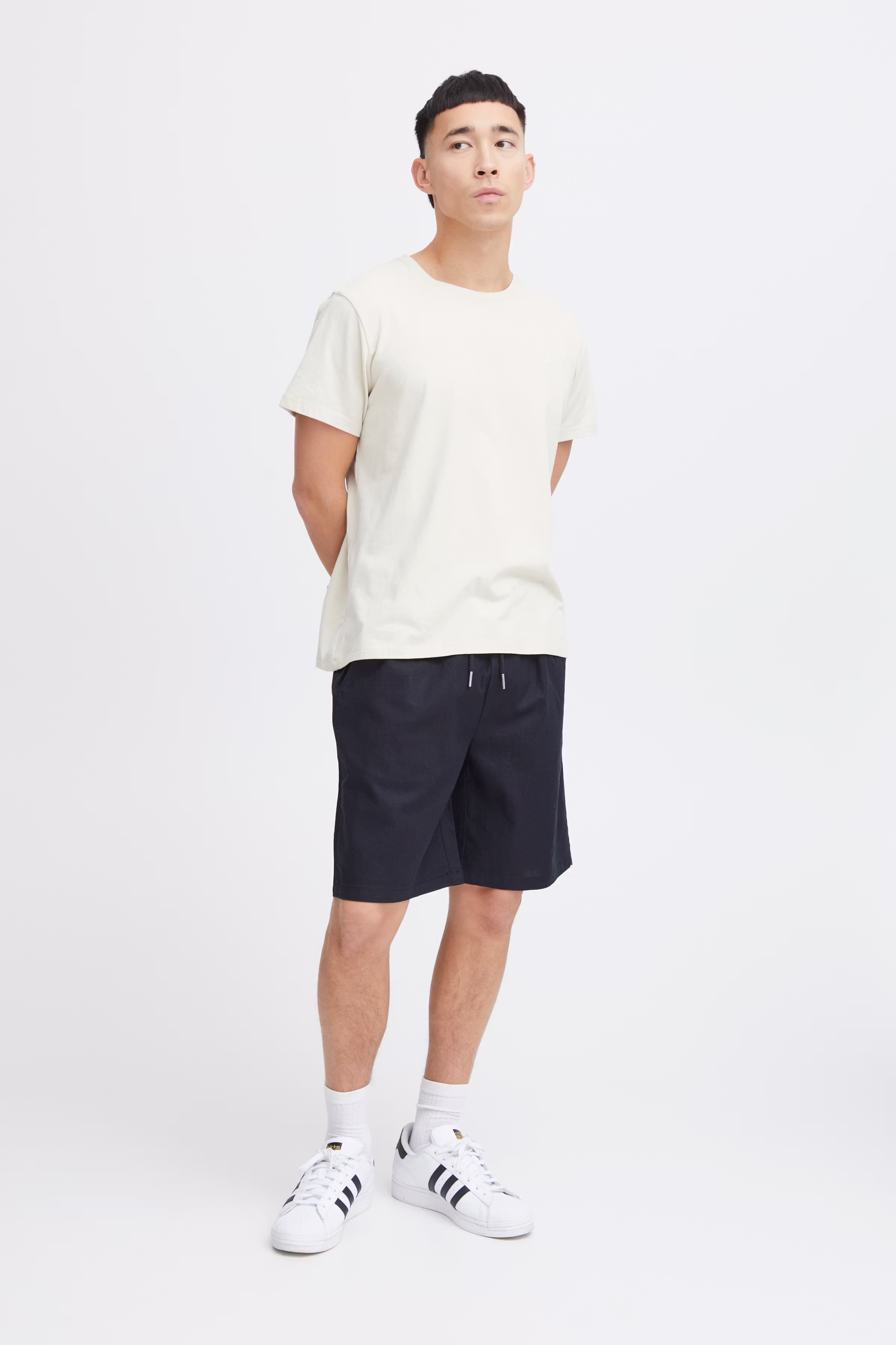 Shorts casual LOOKBOOK FRONT 20716628-194007