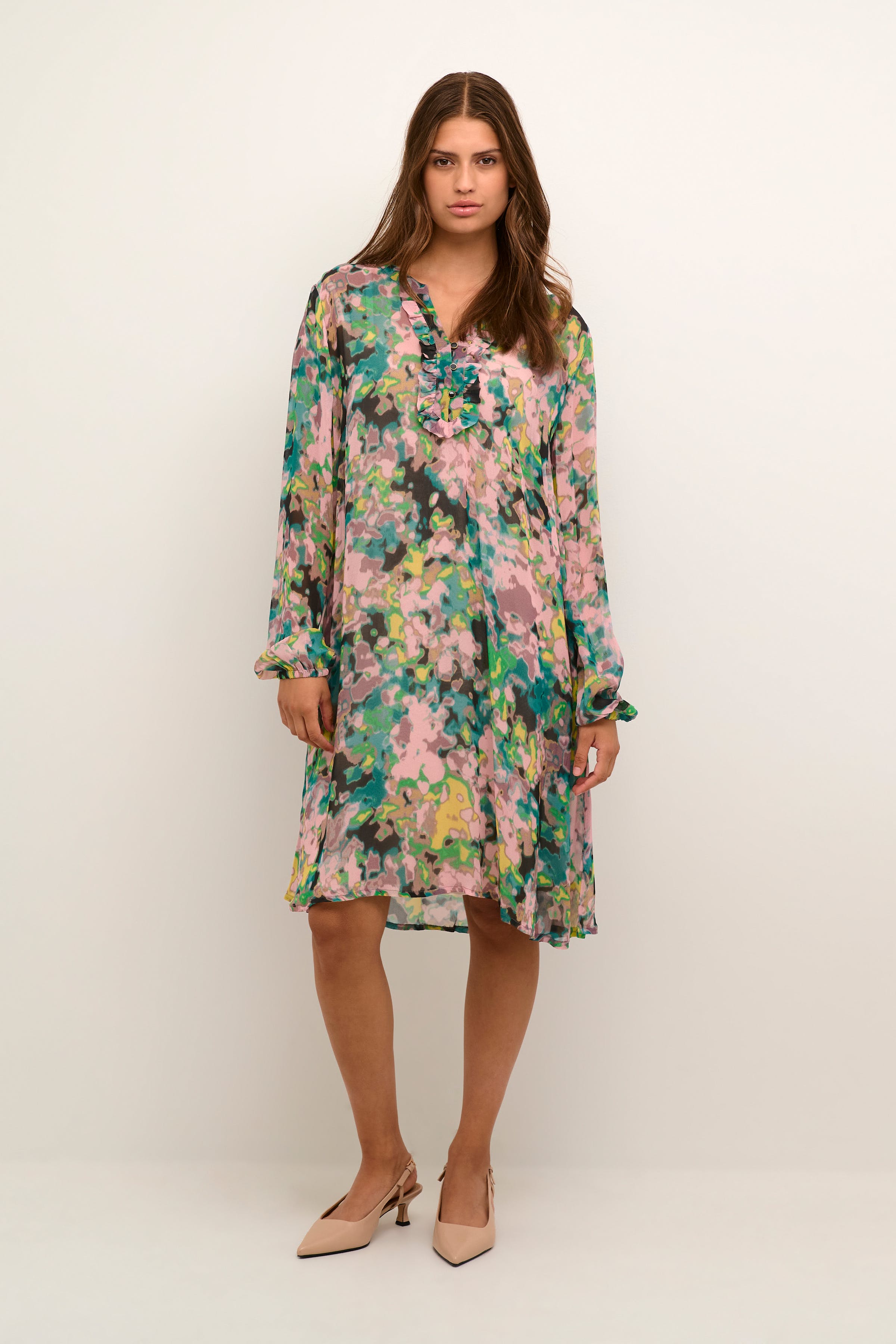 CRBirgitta Robe LOOKBOOK FRONT 10612158-105253