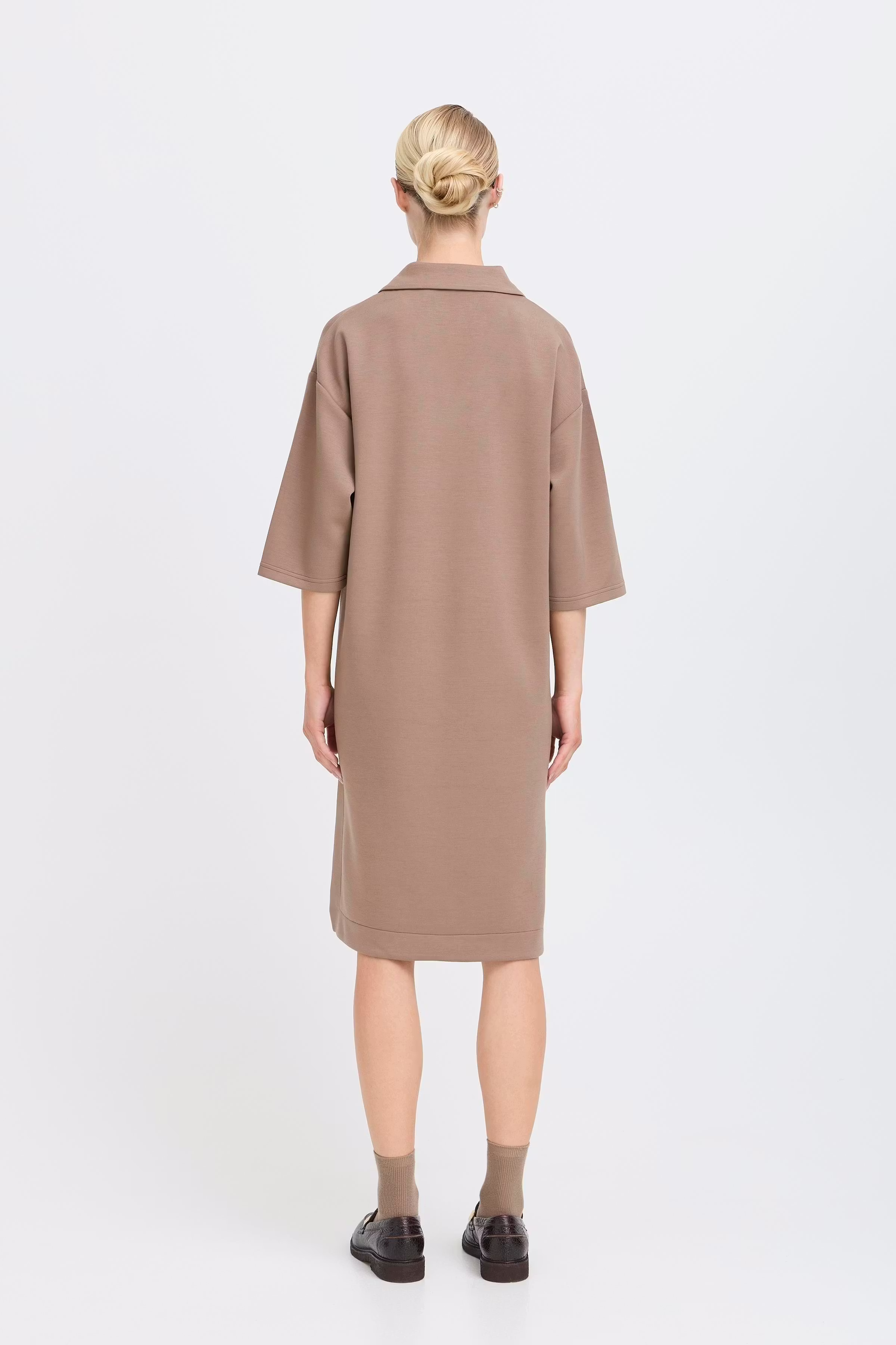 BYPUSTI Kjole LOOKBOOK BACK 20817168-181112