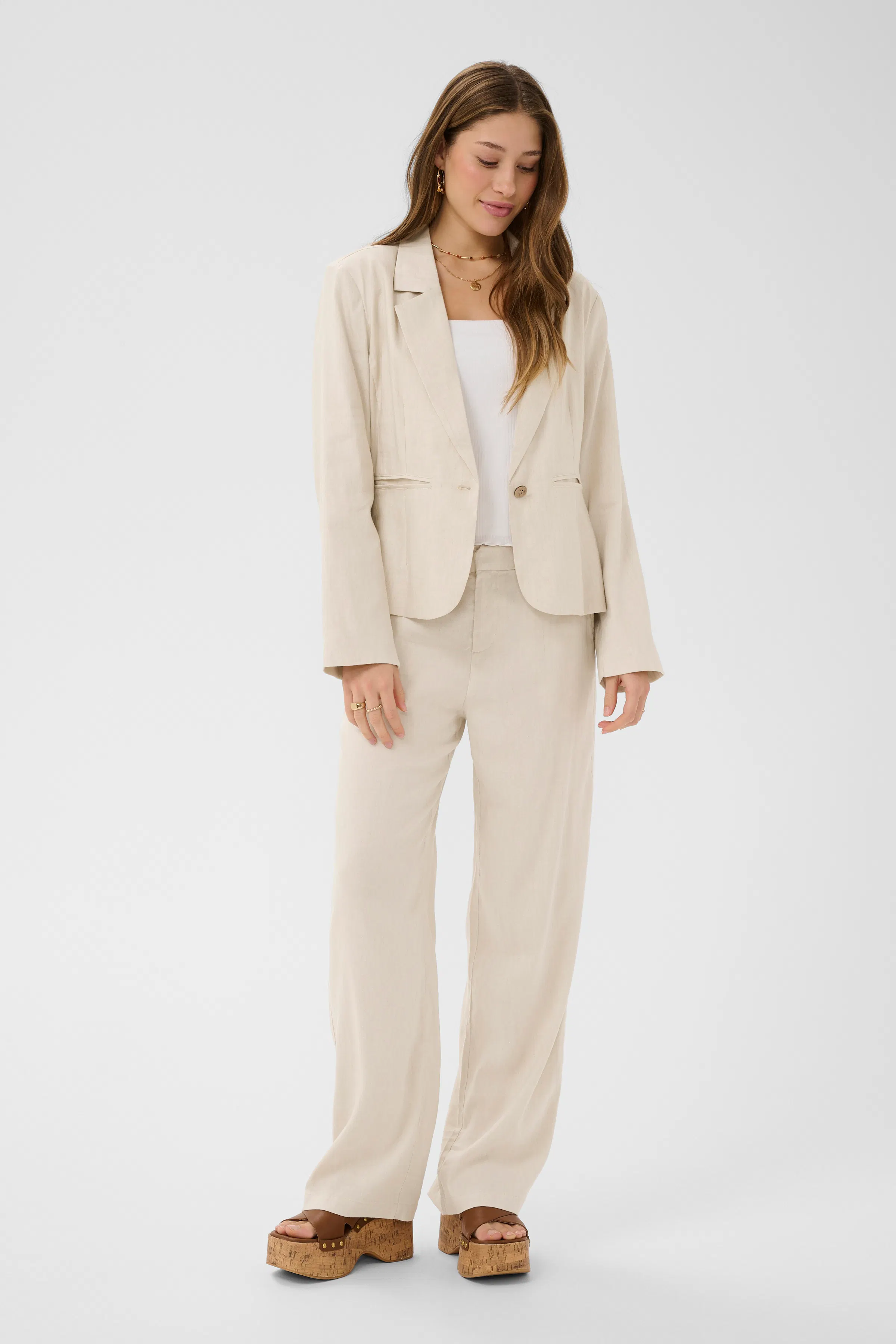 CRJune Blazer LOOKBOOK FRONT 10615009-1300031