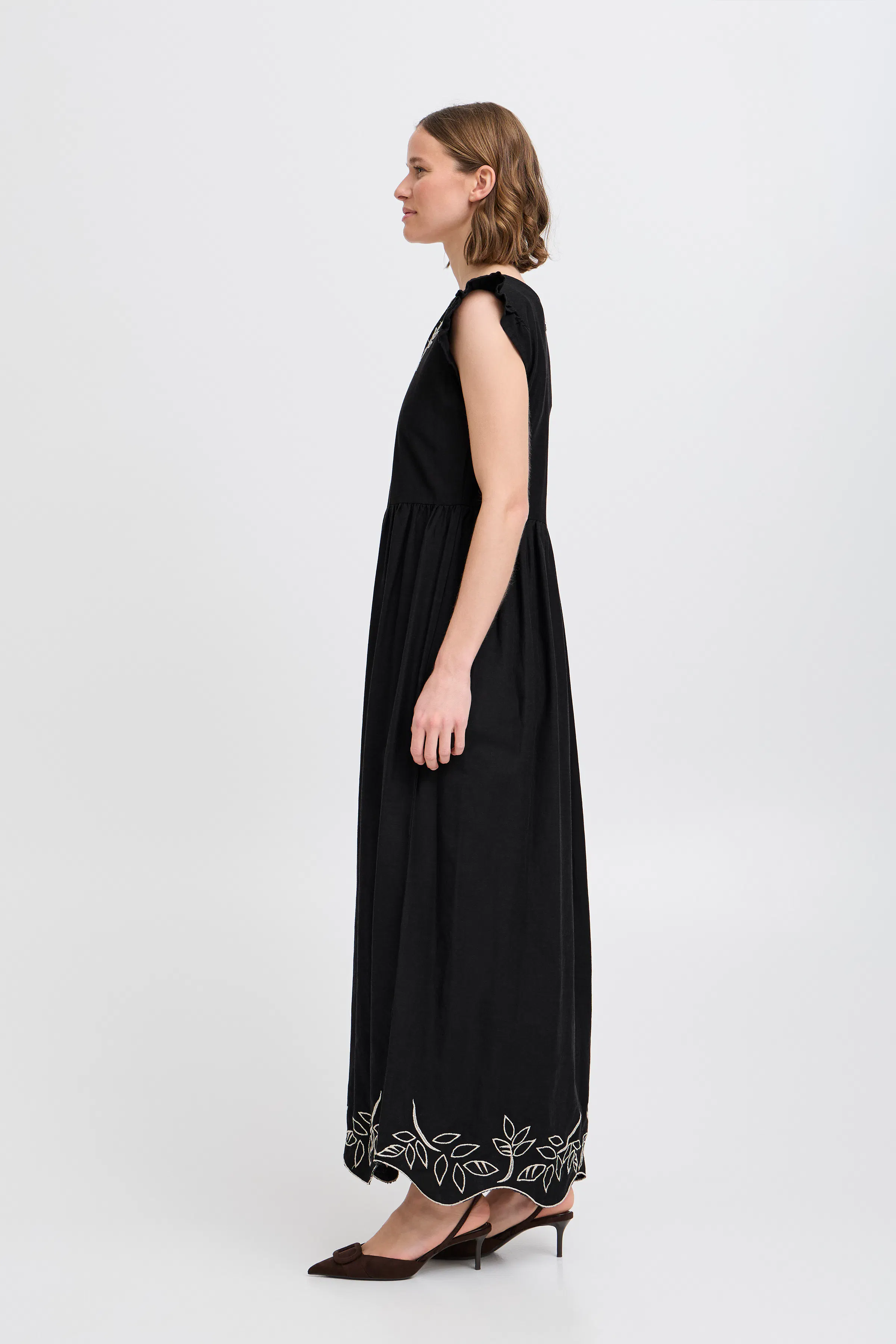 BYIBONO Kjole LOOKBOOK FRONT 20816794-200451