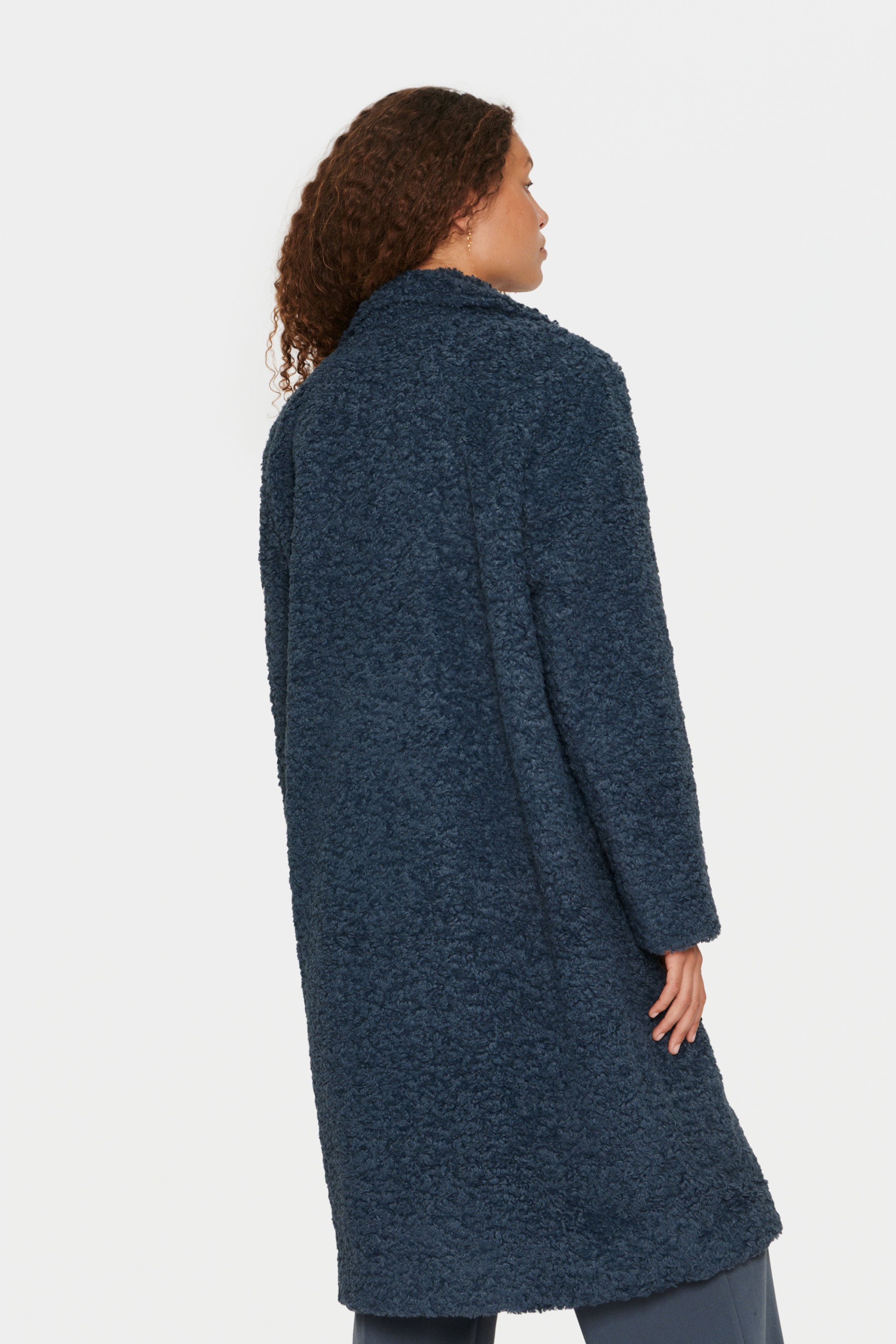 NellieSZ Coat LOOKBOOK BACK 30511982-194014