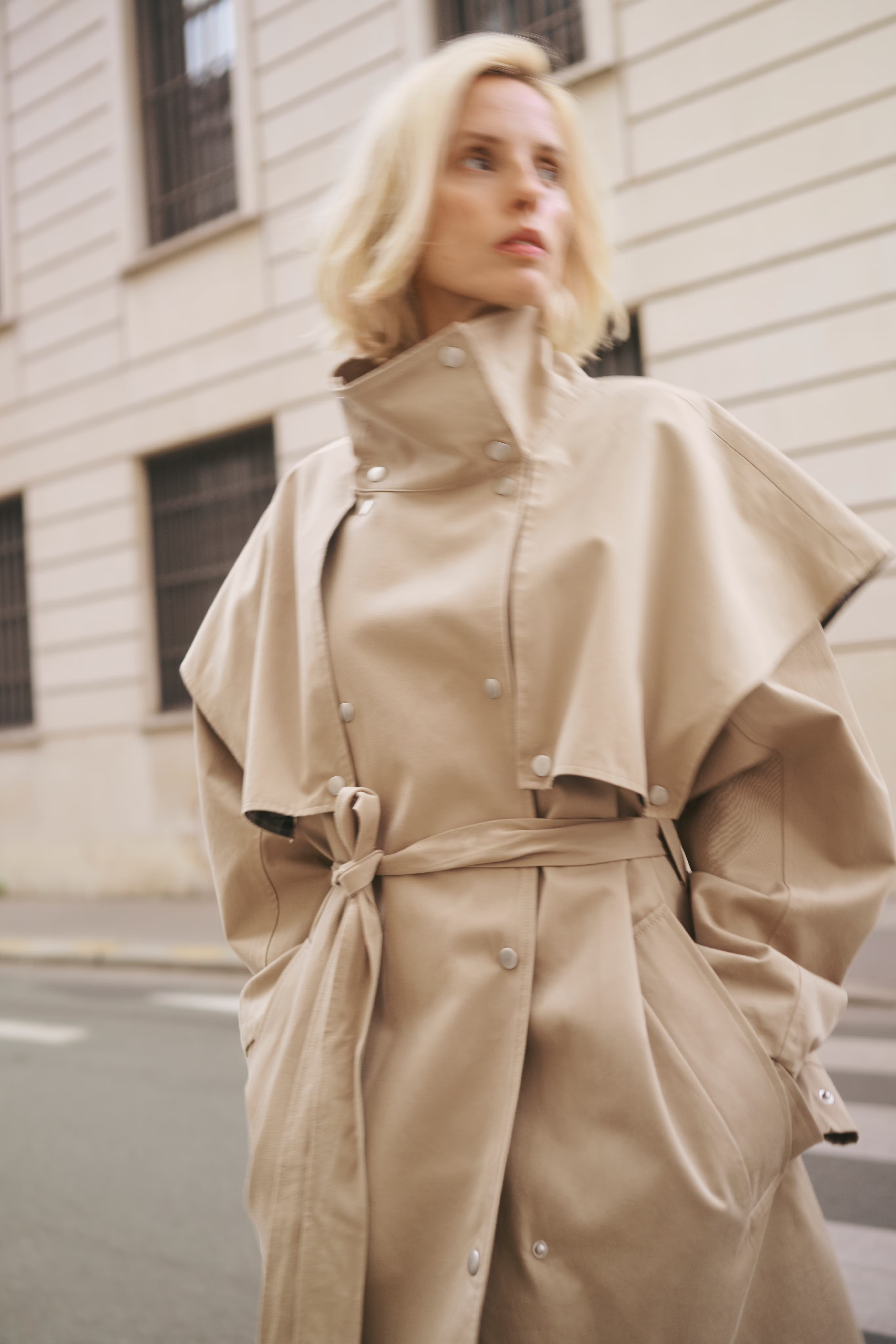 KBDana Trenchcoat LOCATION NONE 10105782-171109