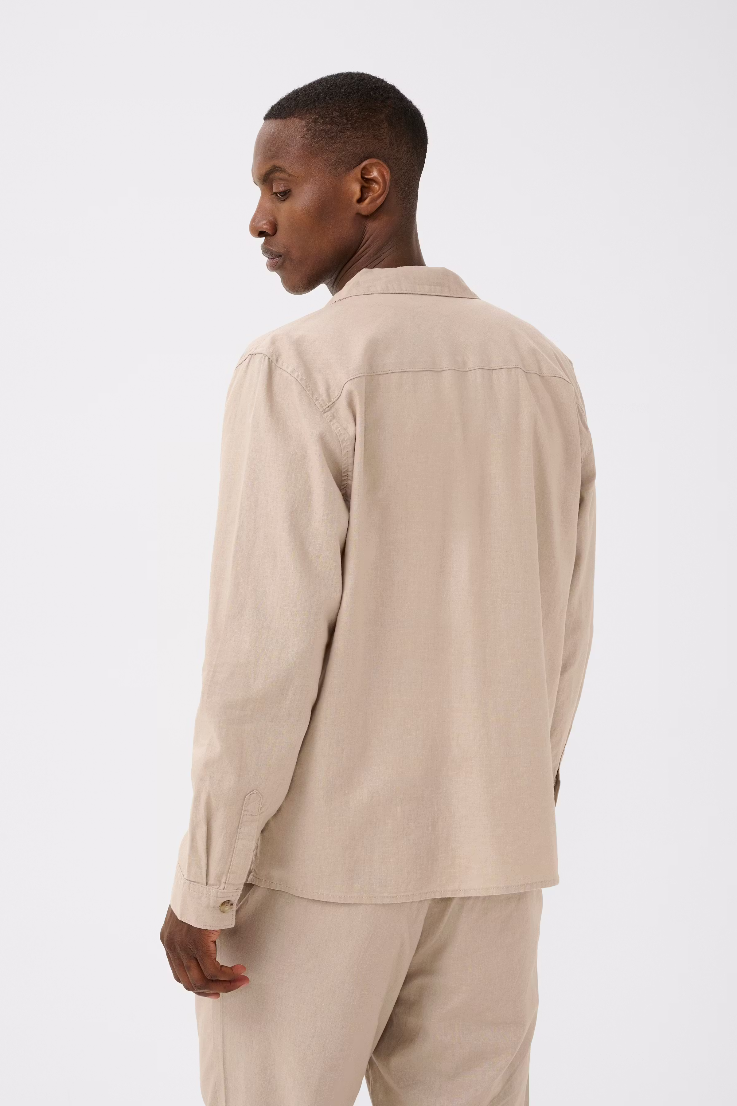MAbarto Overshirt LOOKBOOK BACK 30207435-160906