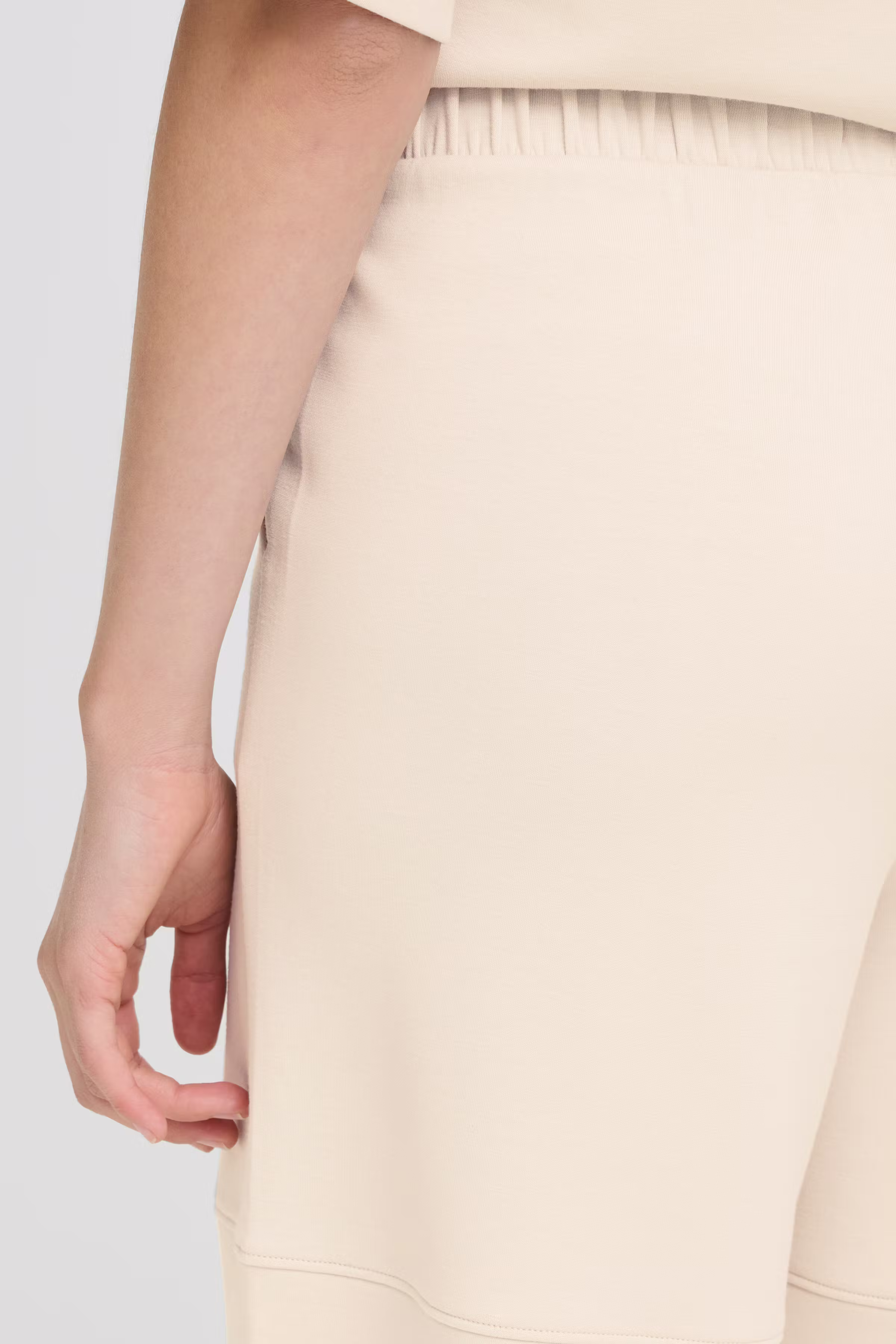 FRAURORA Shorts LOOKBOOK DETAIL 20617746-130403