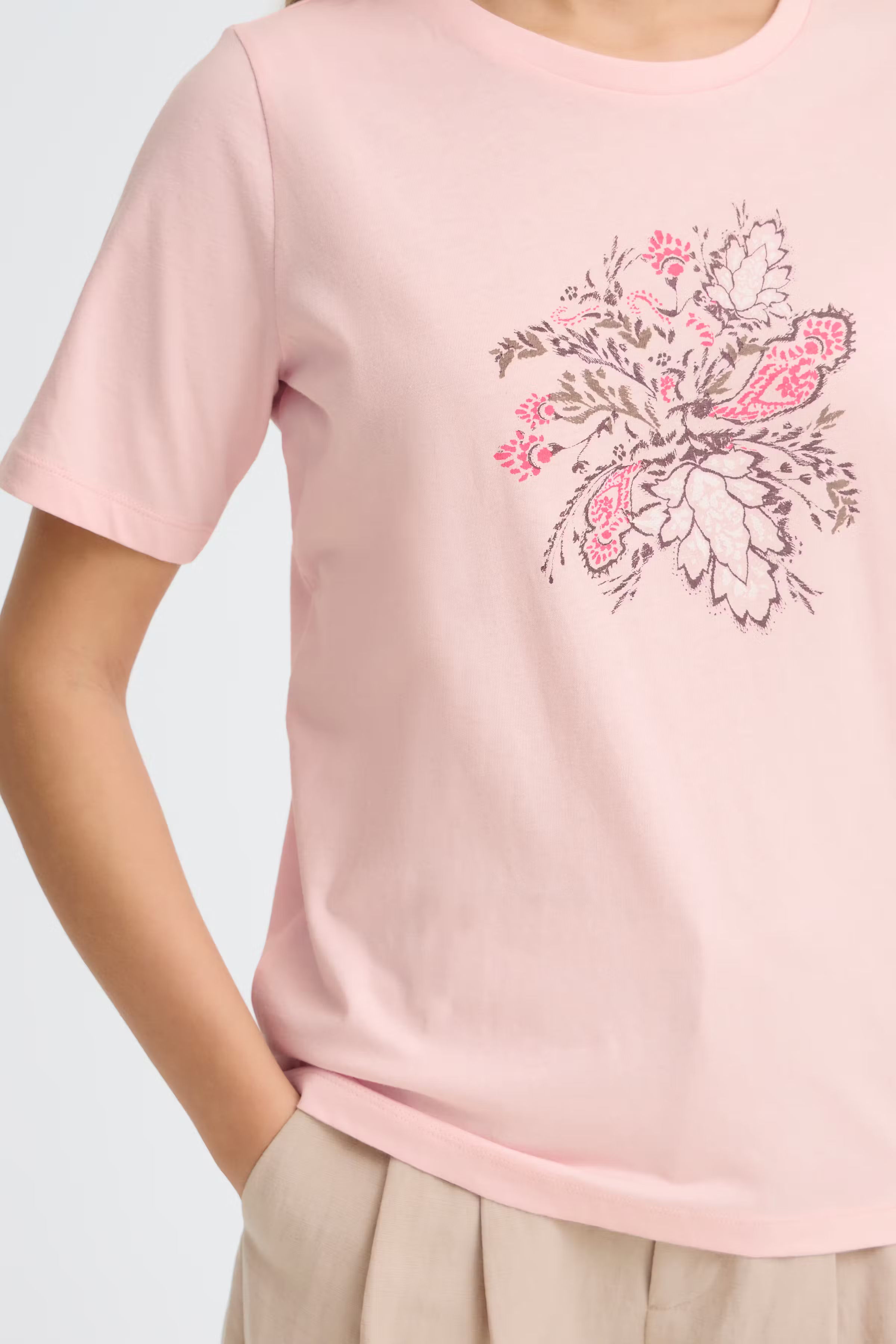 FRFELICIA T-shirt LOOKBOOK DETAIL 20617656-900006199