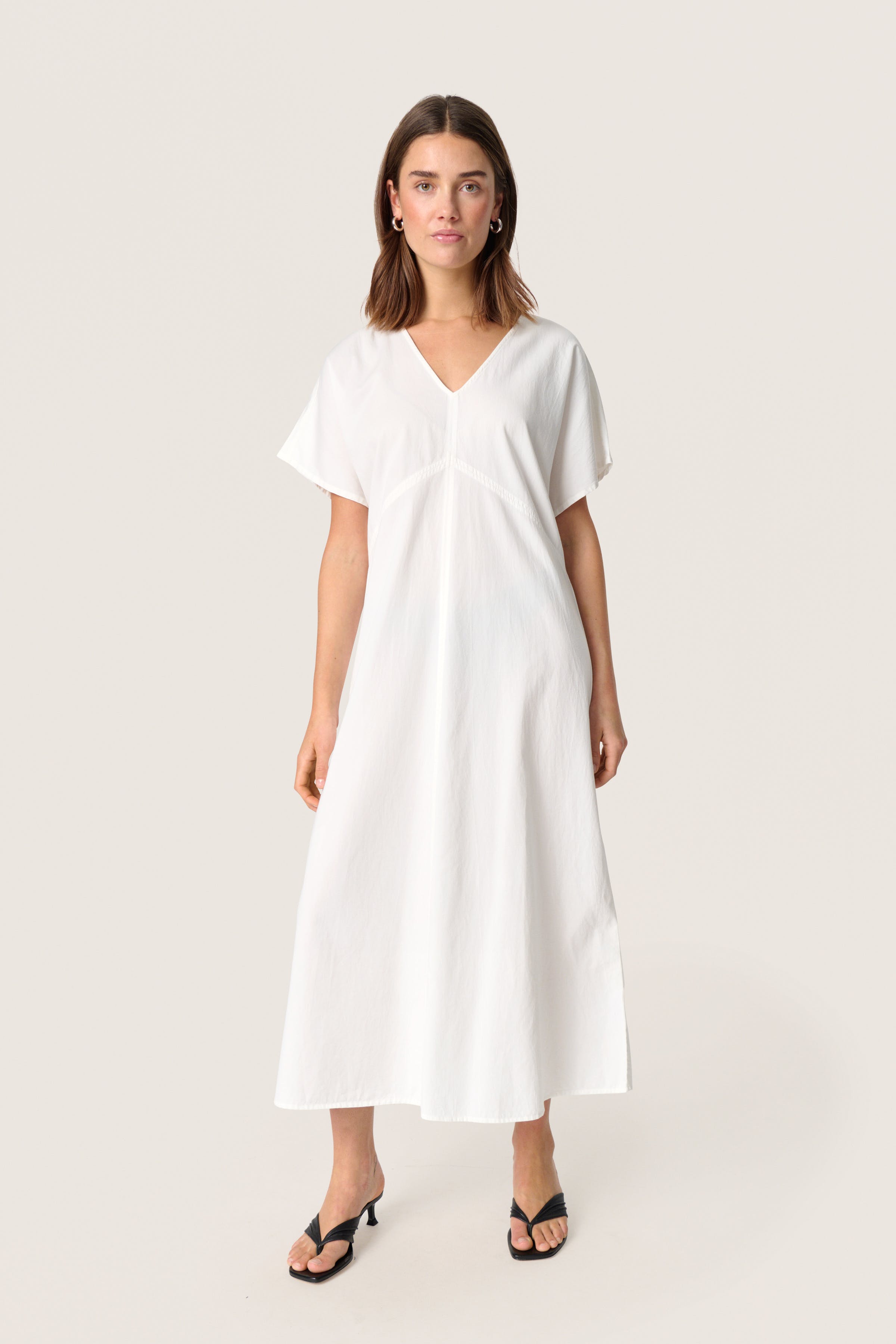 SLBamone Jurk LOOKBOOK FRONT 30408384-111001