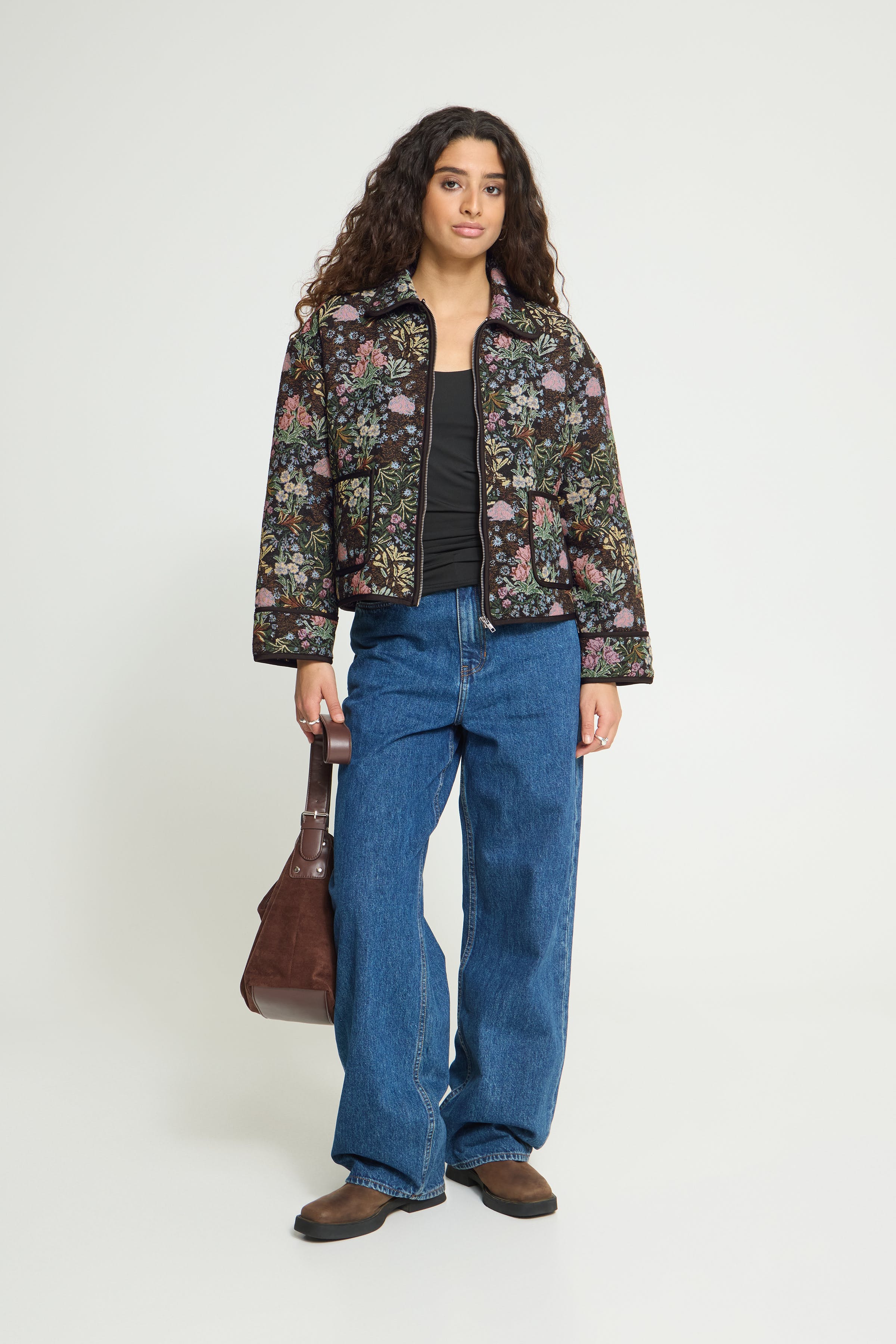 IHHULINA Outerwear LOOKBOOK FRONT 20126682-900012195