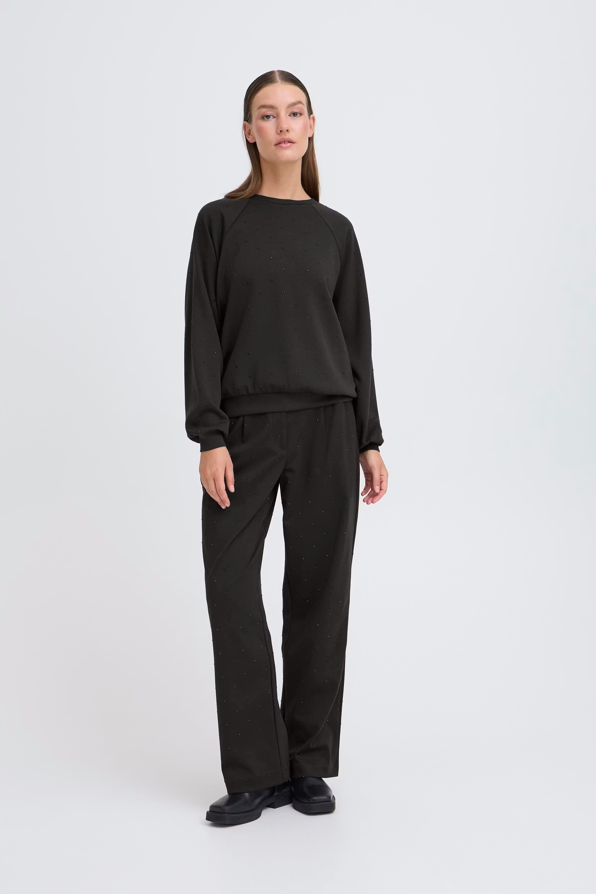 IHAMIAS Sweatshirt LOOKBOOK FRONT 20124881-194008
