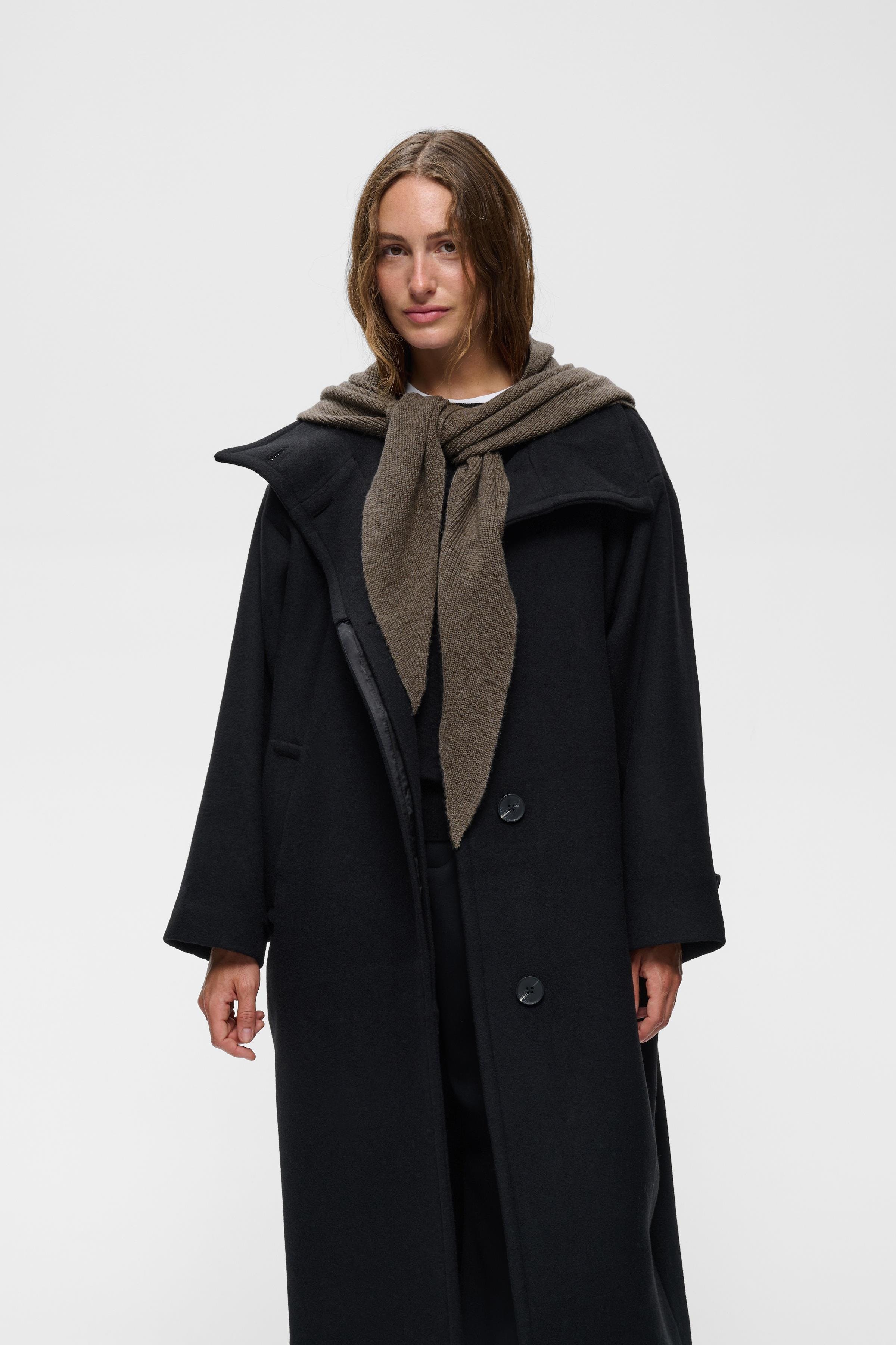 MAEIW Tuch LOOKBOOK FRONT 30113250-191109