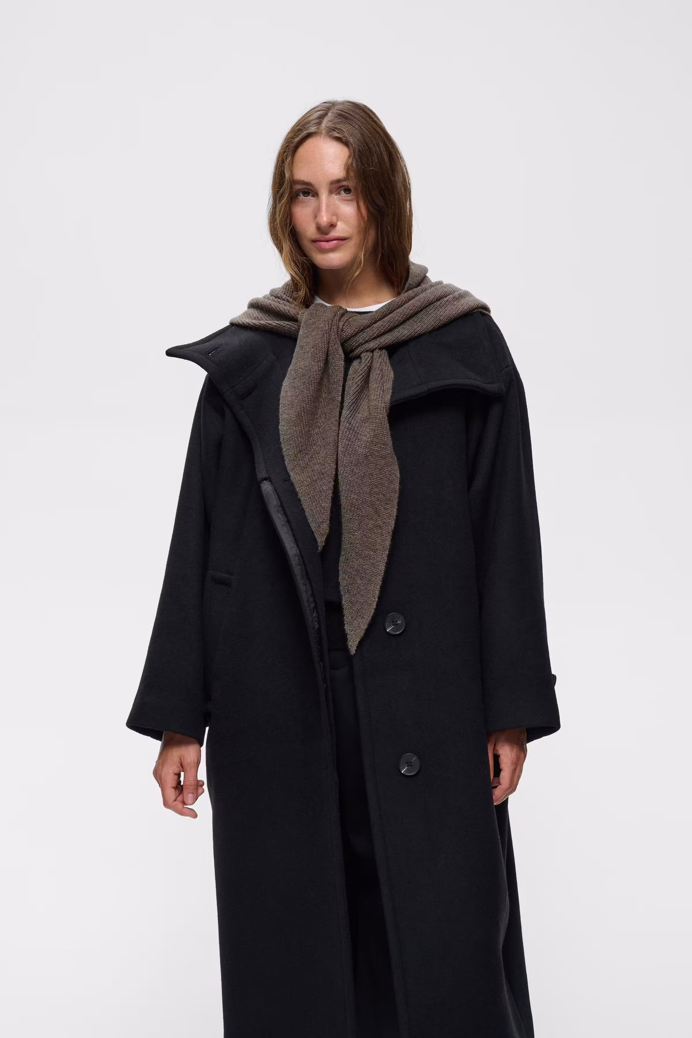 MAEIW Tuch LOOKBOOK FRONT 30113250-191109