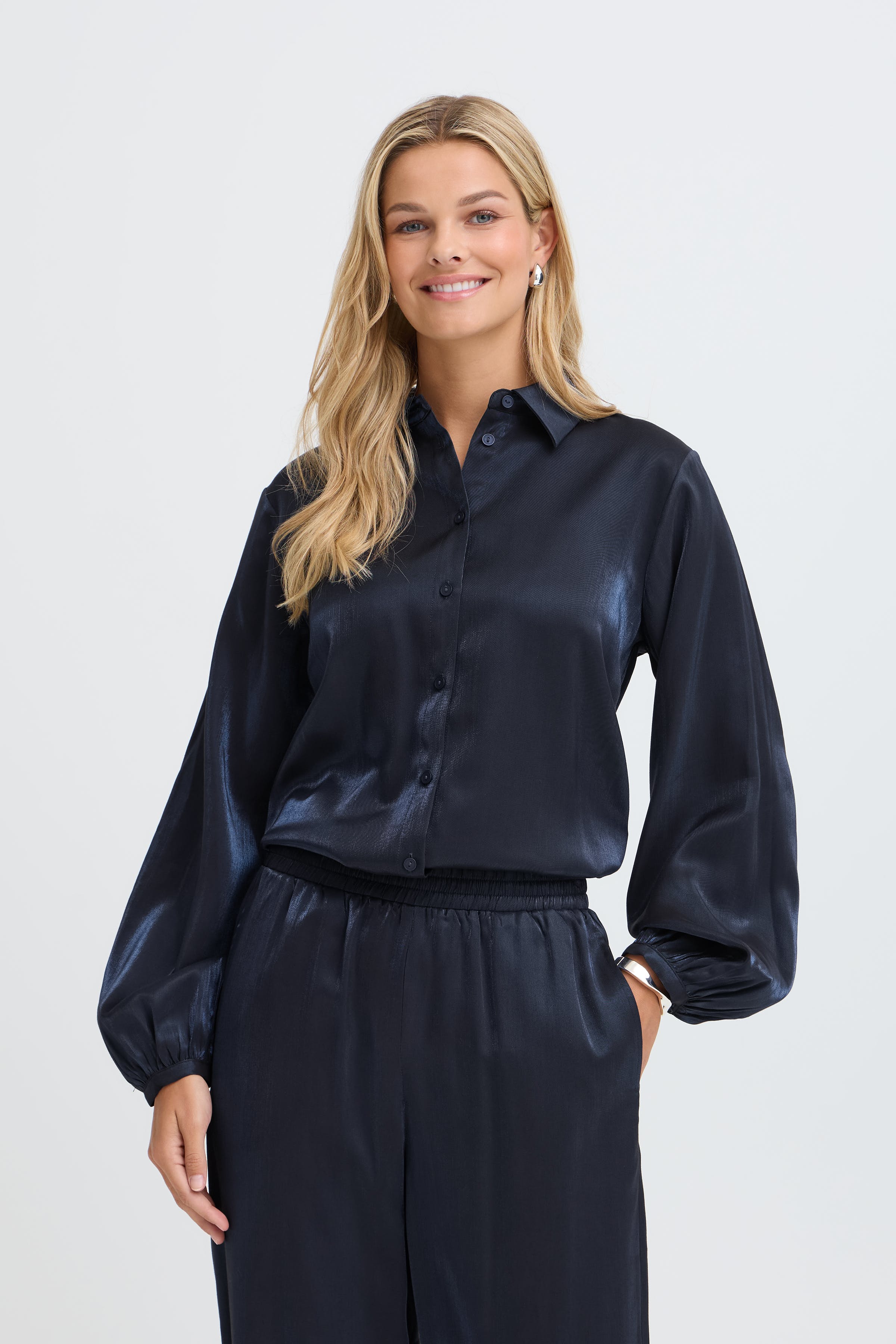 FRHIRA Blouse LOOKBOOK FRONT 20618668-194011