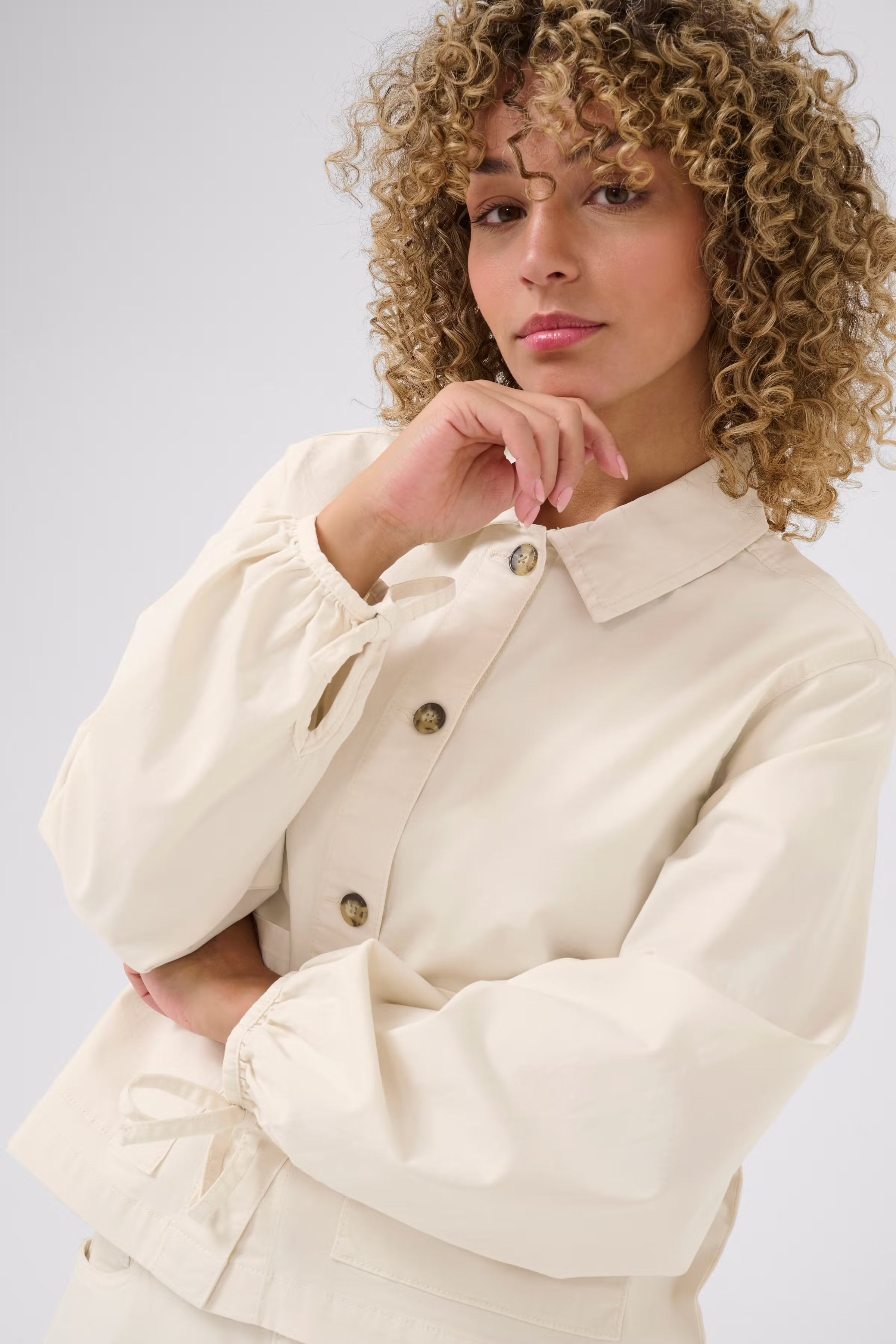 CRBerta Jacket LOOKBOOK DETAIL 10613646-125202