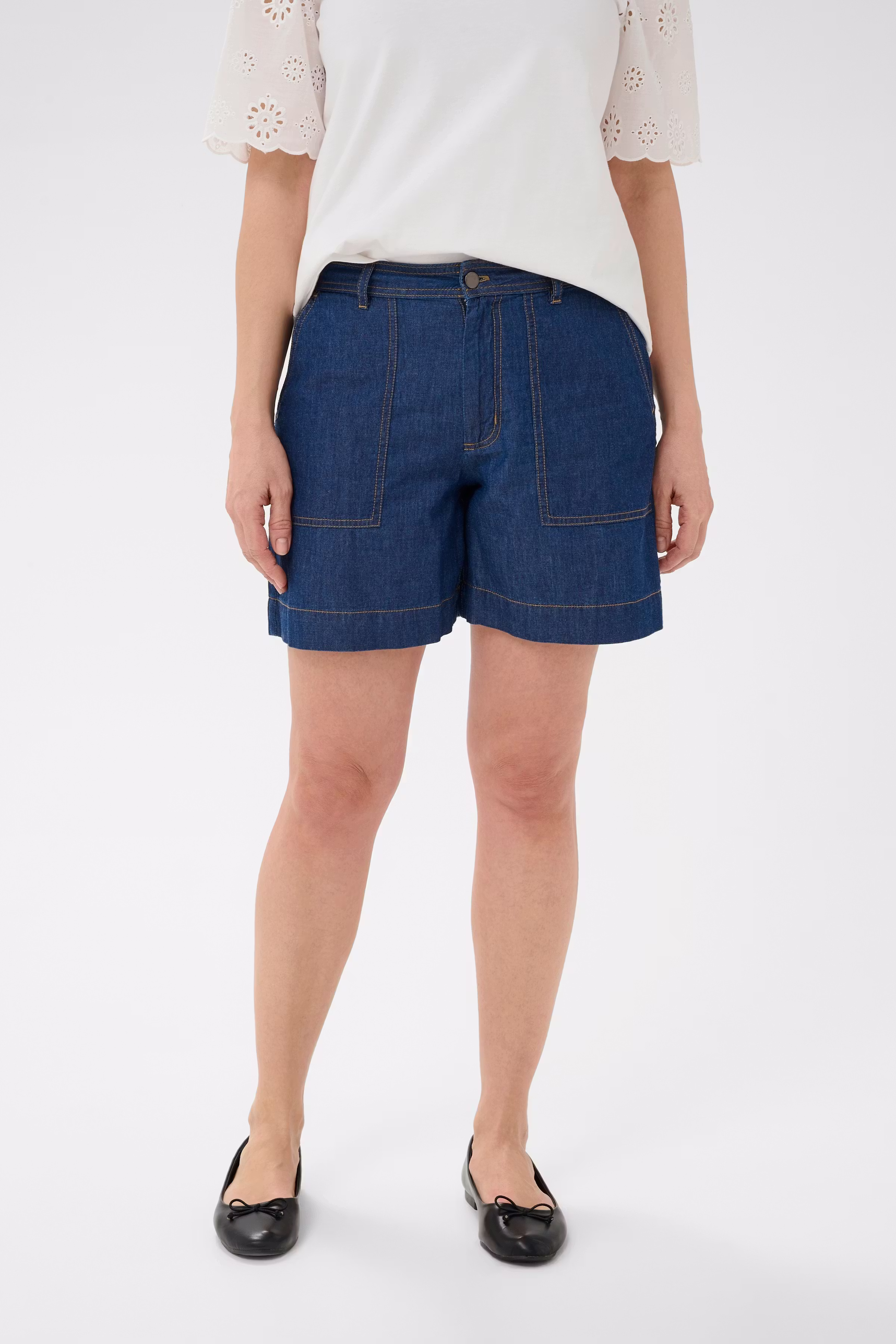 BPnanna Shorts LOOKBOOK FRONT 40200155-102272