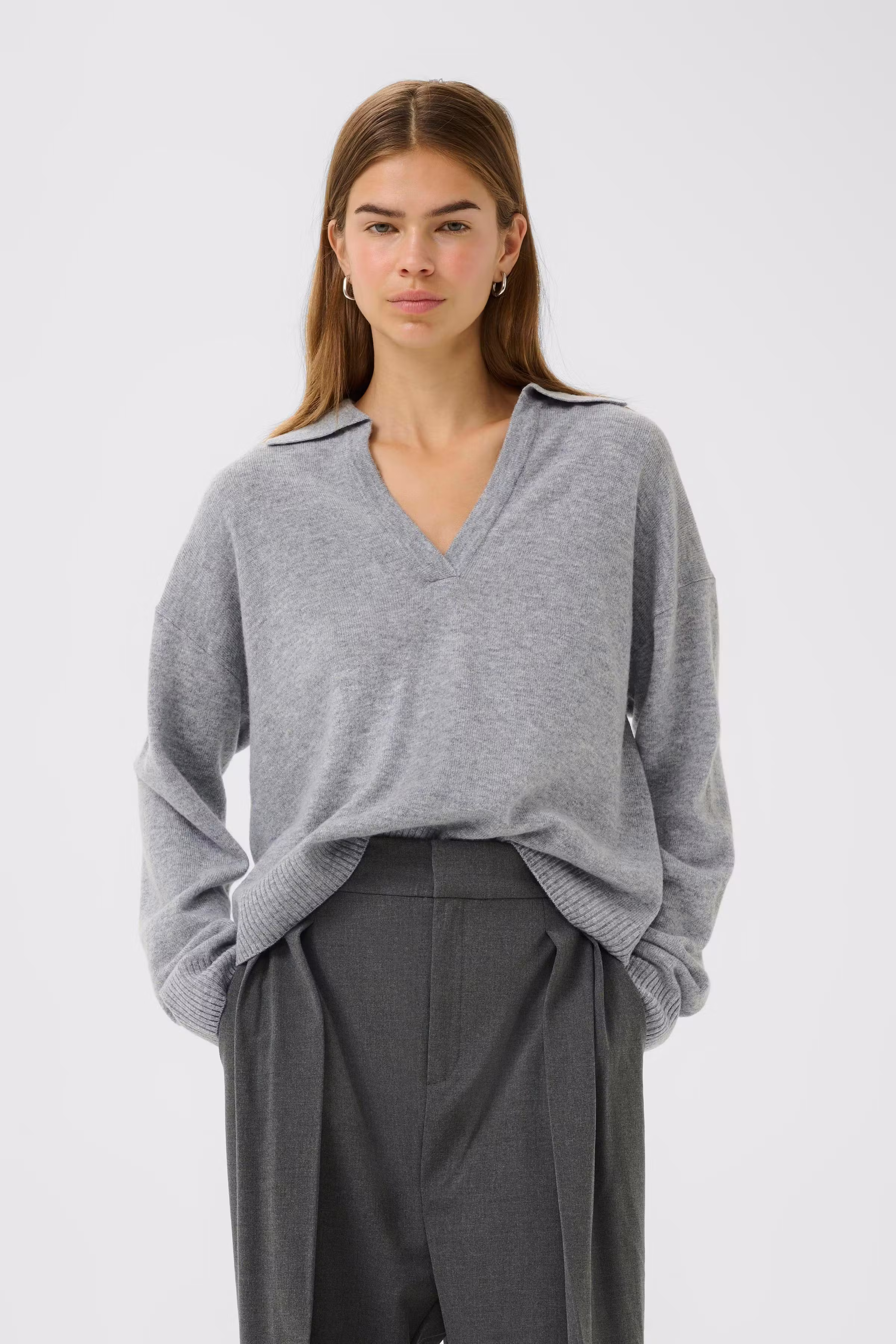 YettaIW Pullover LOOKBOOK FRONT 30111118-301744