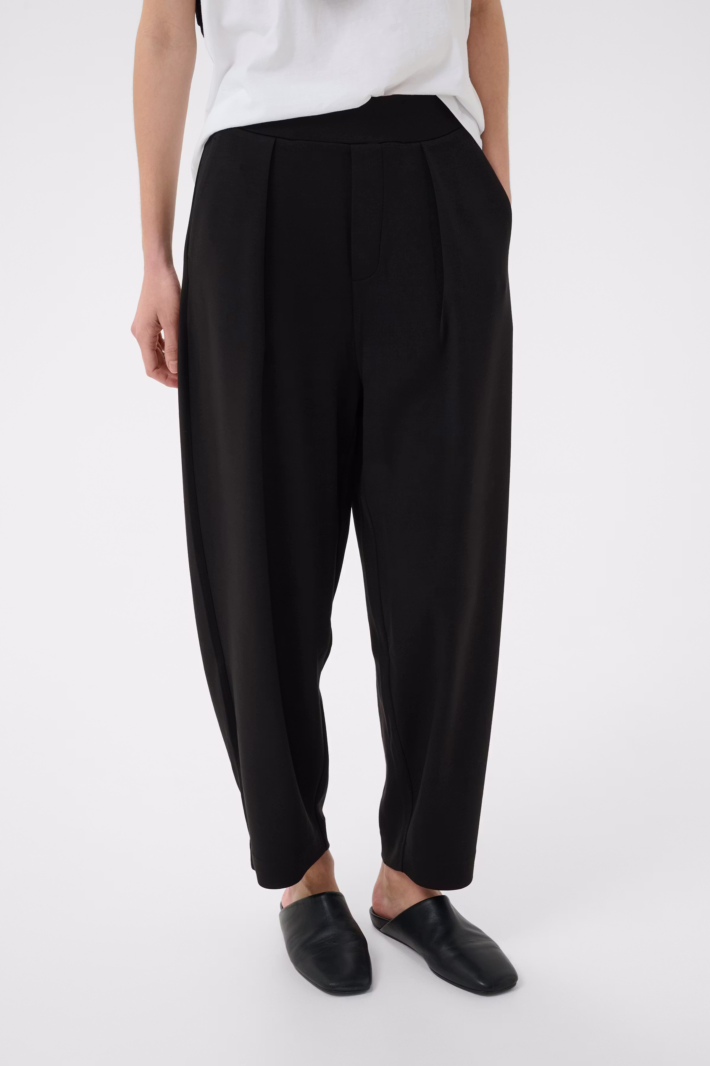 PannieIW Barrel Hose LOOKBOOK FRONT 30109192-194008