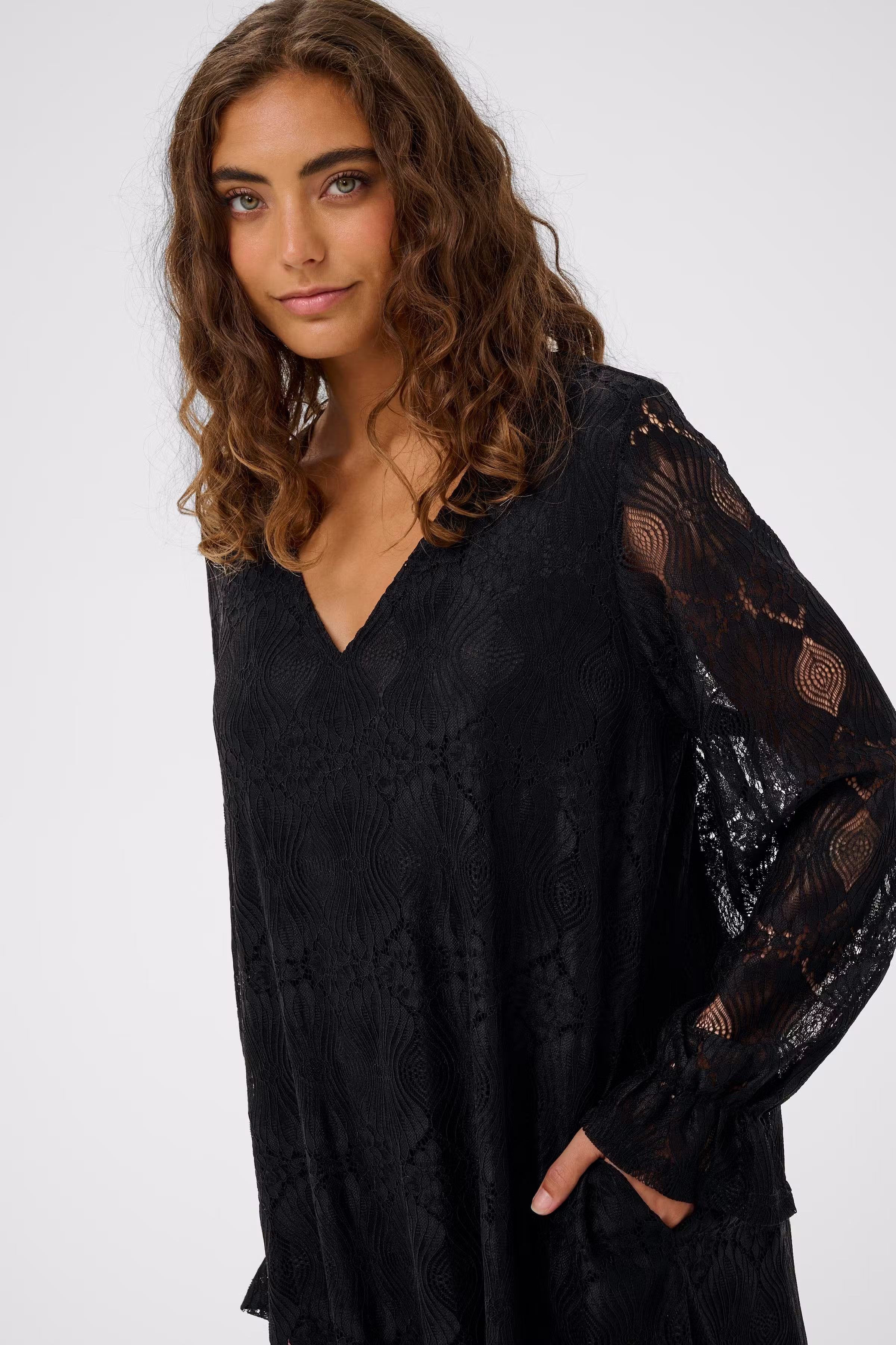 CUmilana Lace dress LOOKBOOK DETAIL 50113208-500012