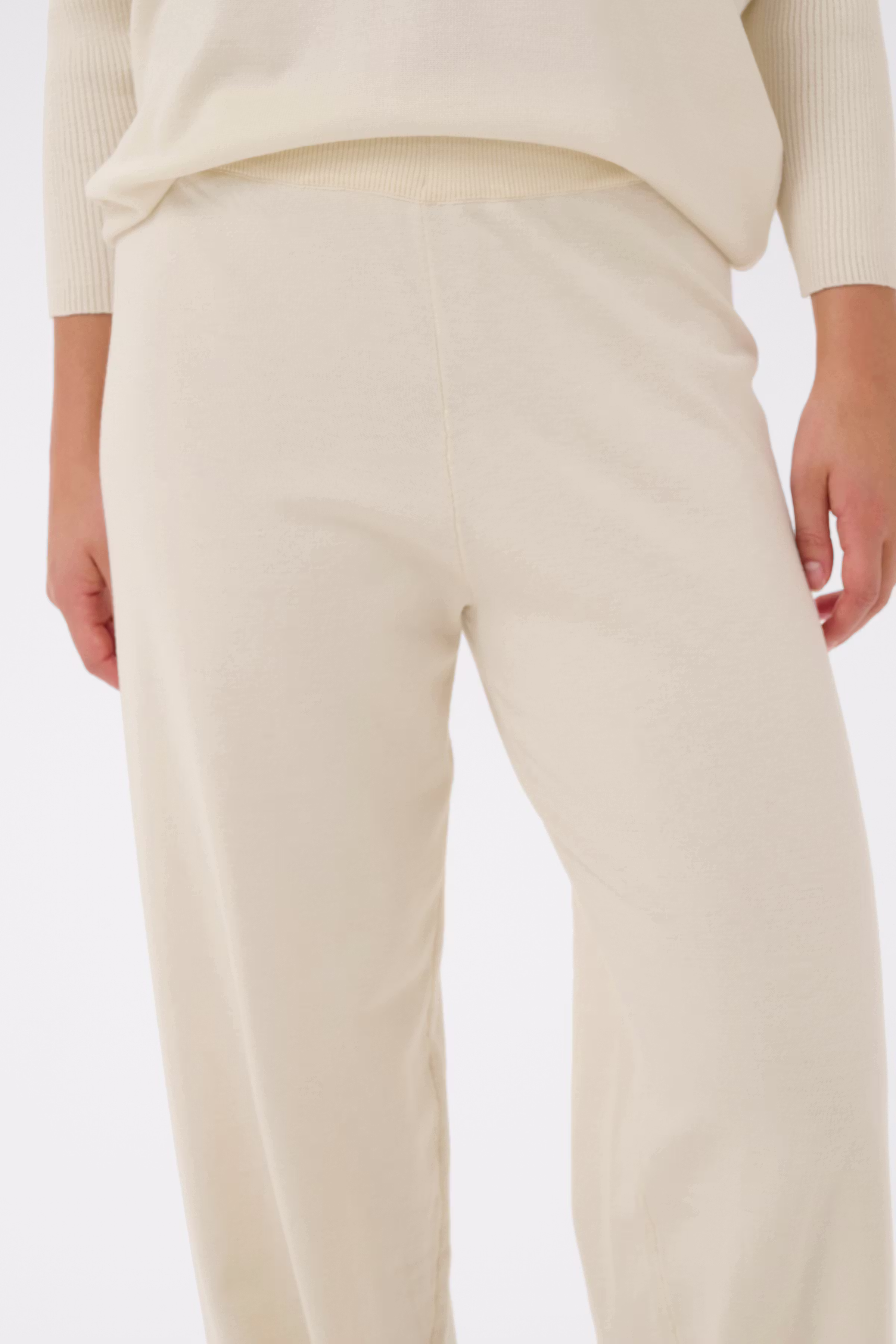 MilaSZ Hose LOOKBOOK DETAIL 30511095-1207031