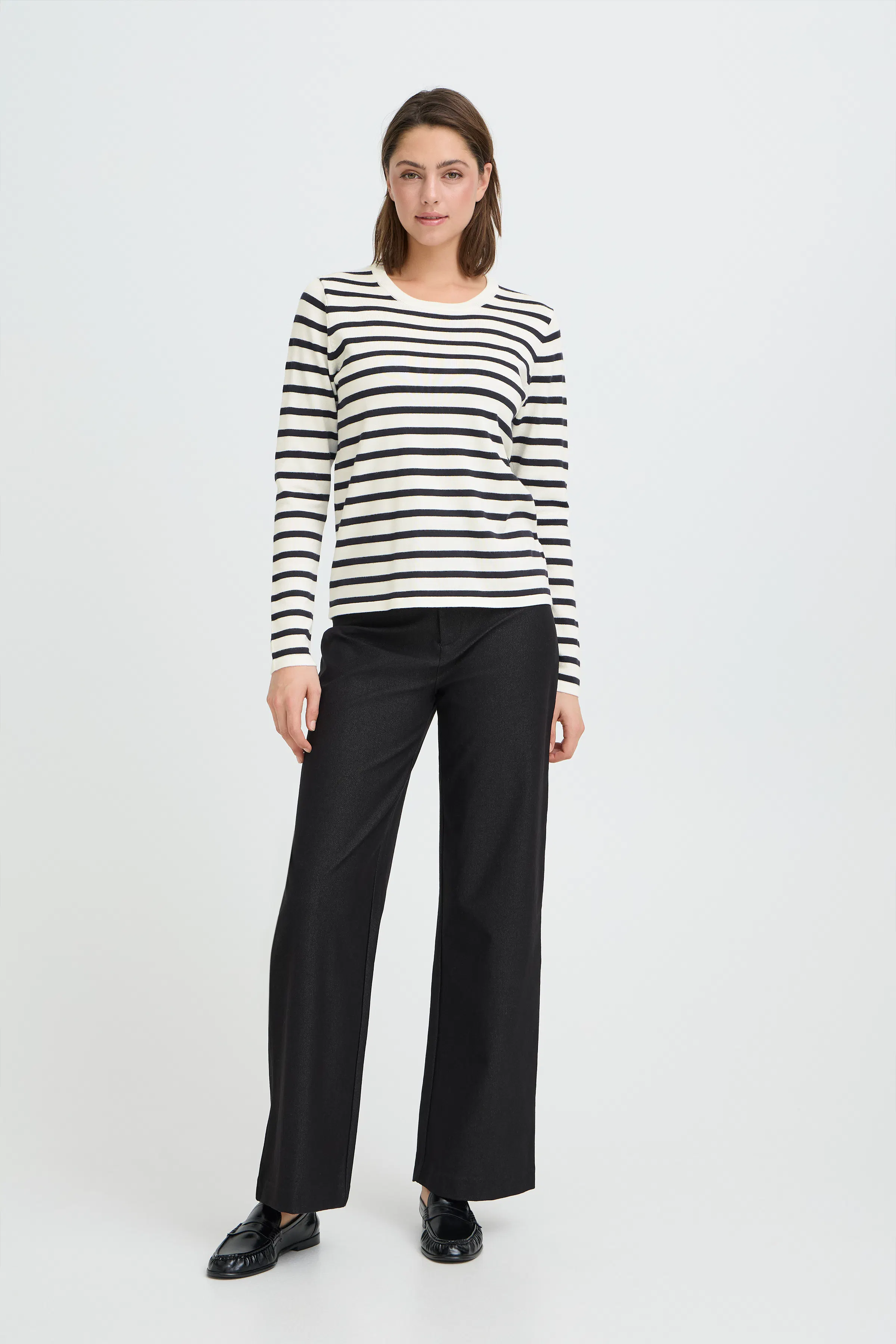 IHLULS O-Neck Pullover LOOKBOOK FRONT 20125814-900007009