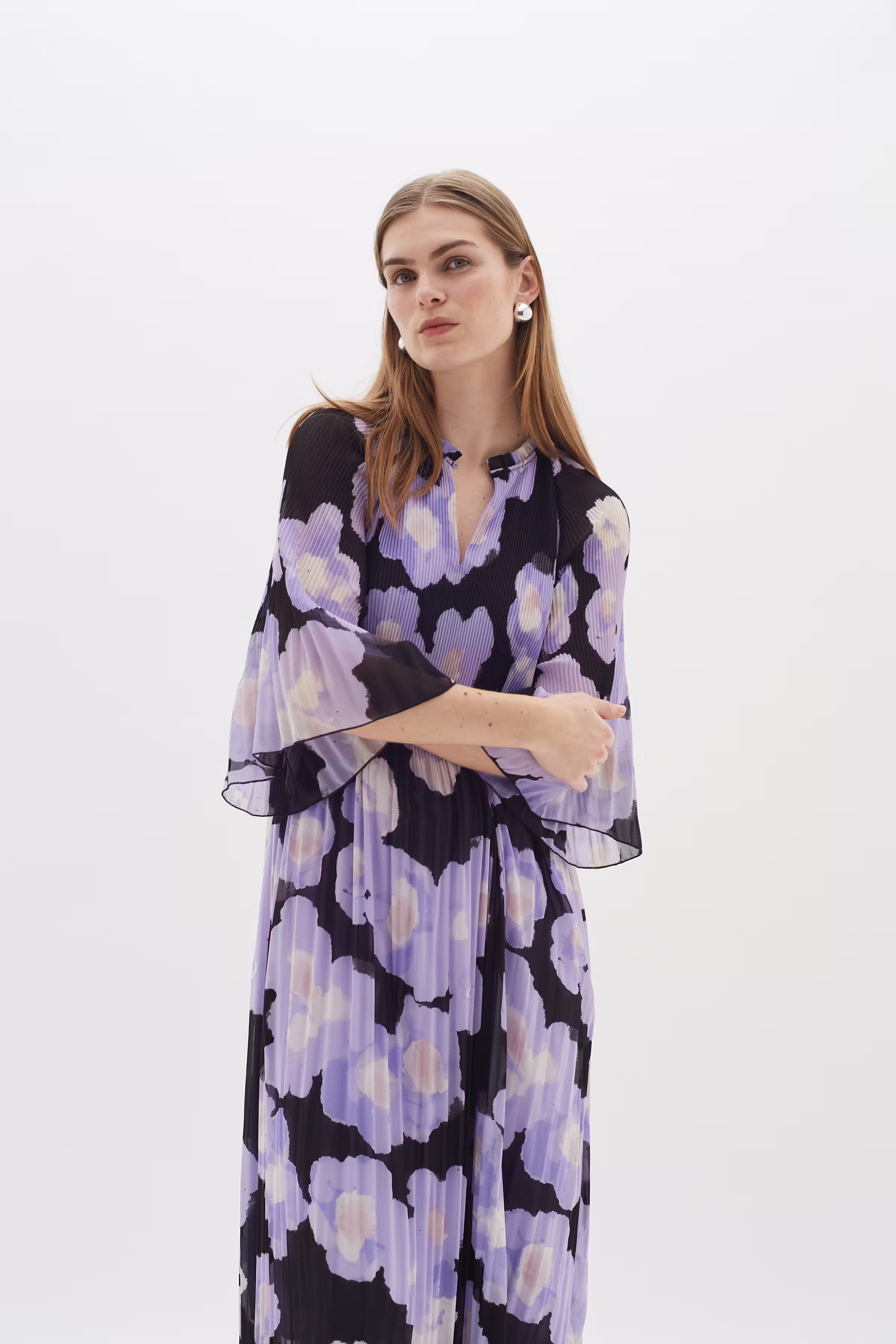 HendraIW Lang Kjole LOOKBOOK FRONT 30109400-302764