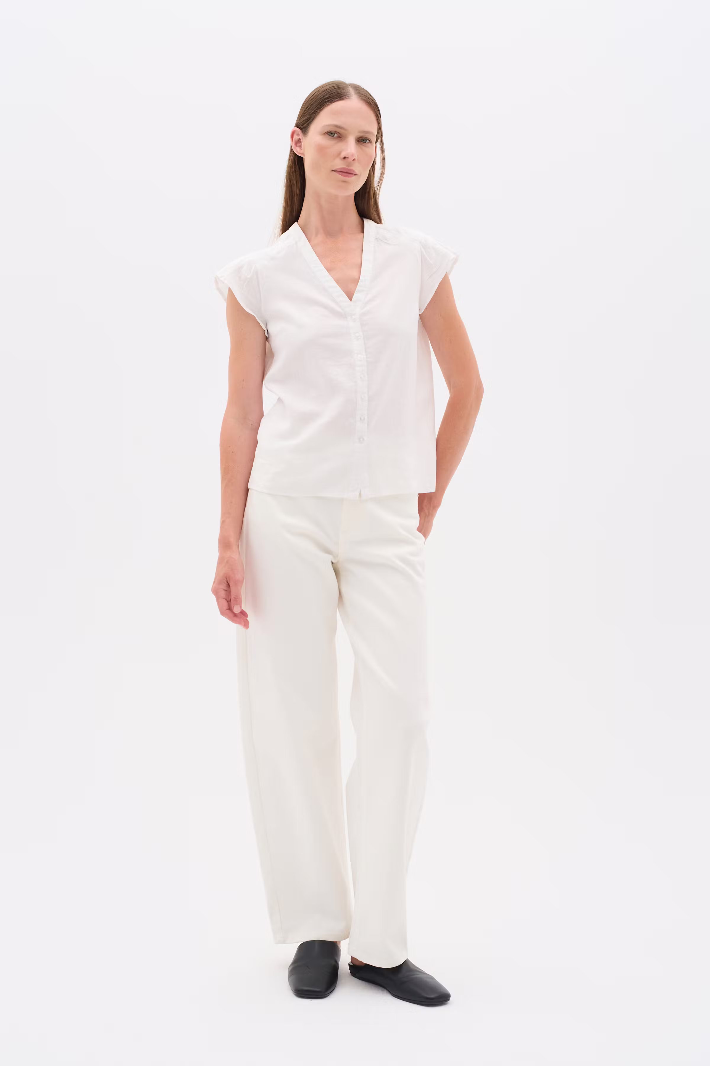 FaridaIW Hør Top LOOKBOOK FRONT 30110435-300001