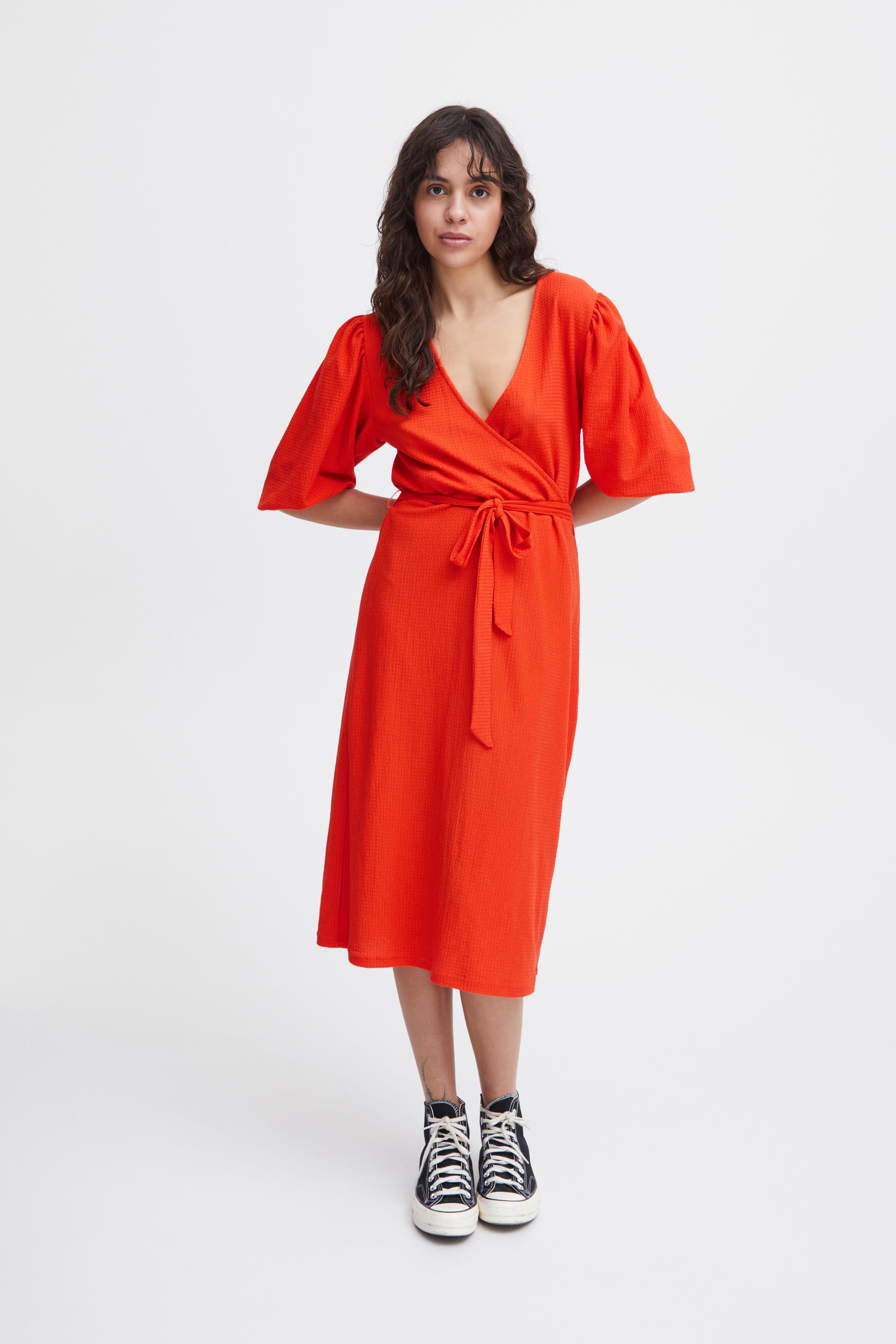 IHMAISE Robe LOOKBOOK FRONT 20120632-171558