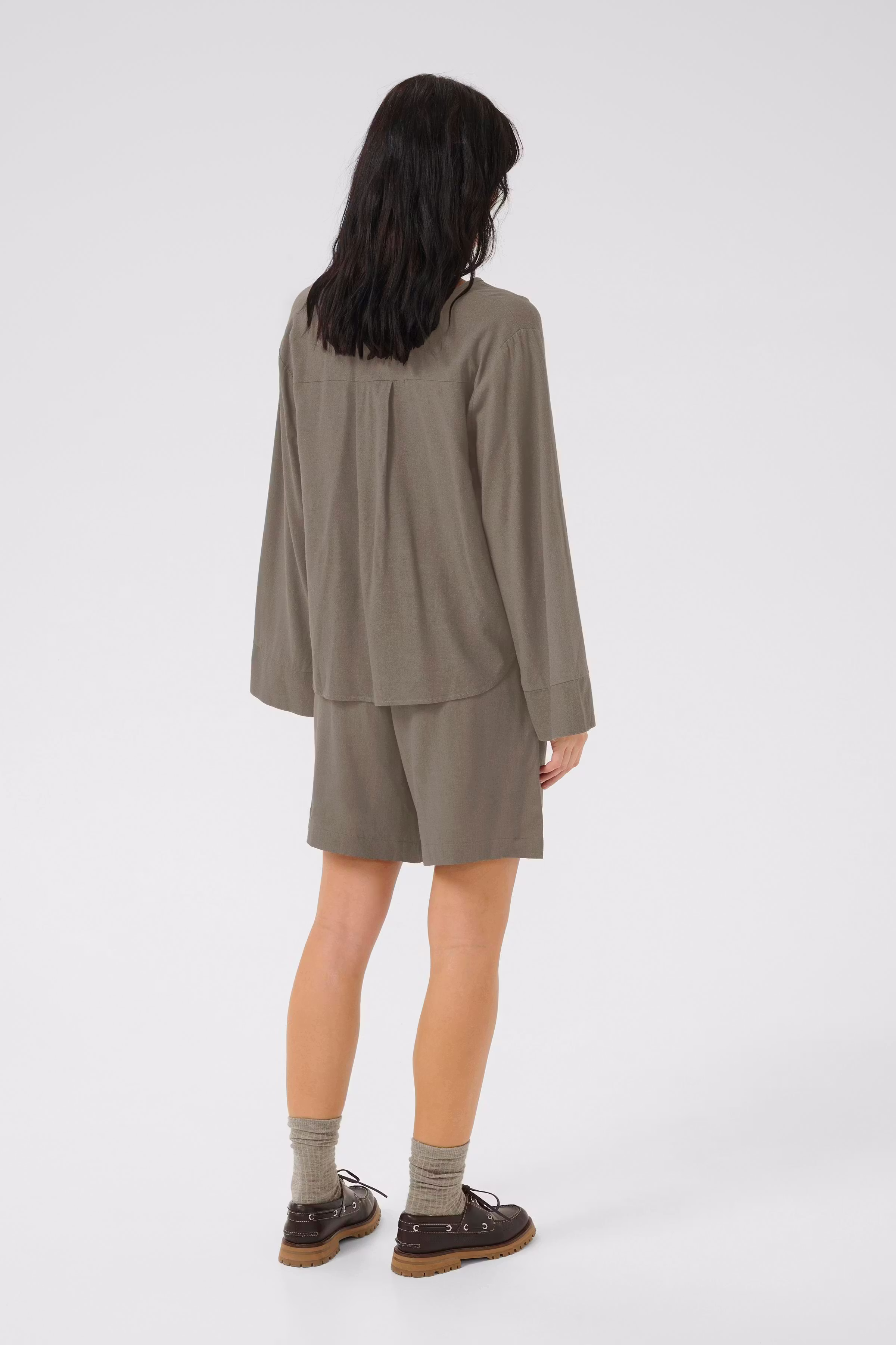 DiasMW Linnen Shorts LOOKBOOK BACK 10704702-181112