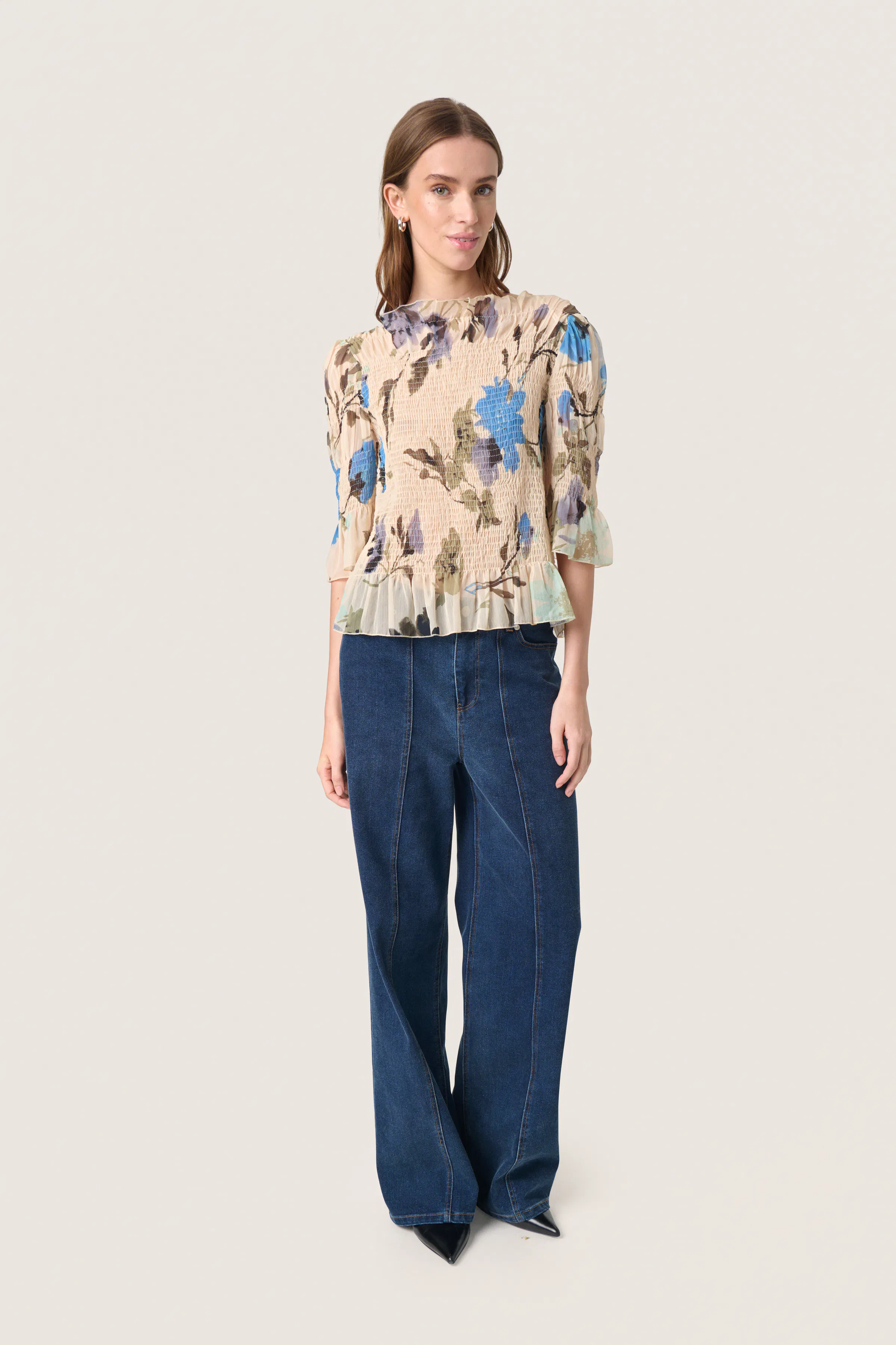 SLAnaya Bluse LOOKBOOK FRONT 30408436-303945