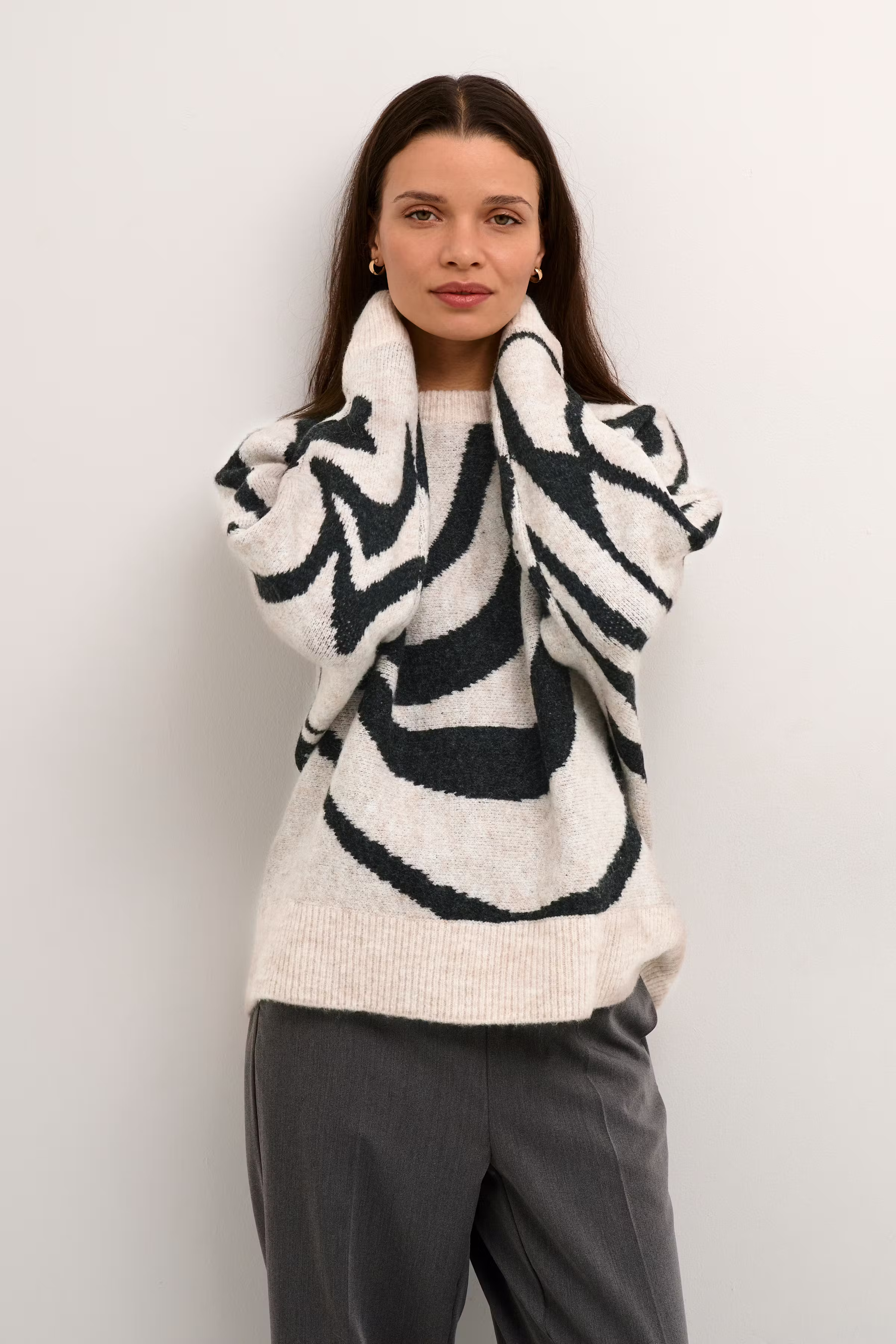 KAbirthe Striktrøje LOOKBOOK FRONT 10508073-105073