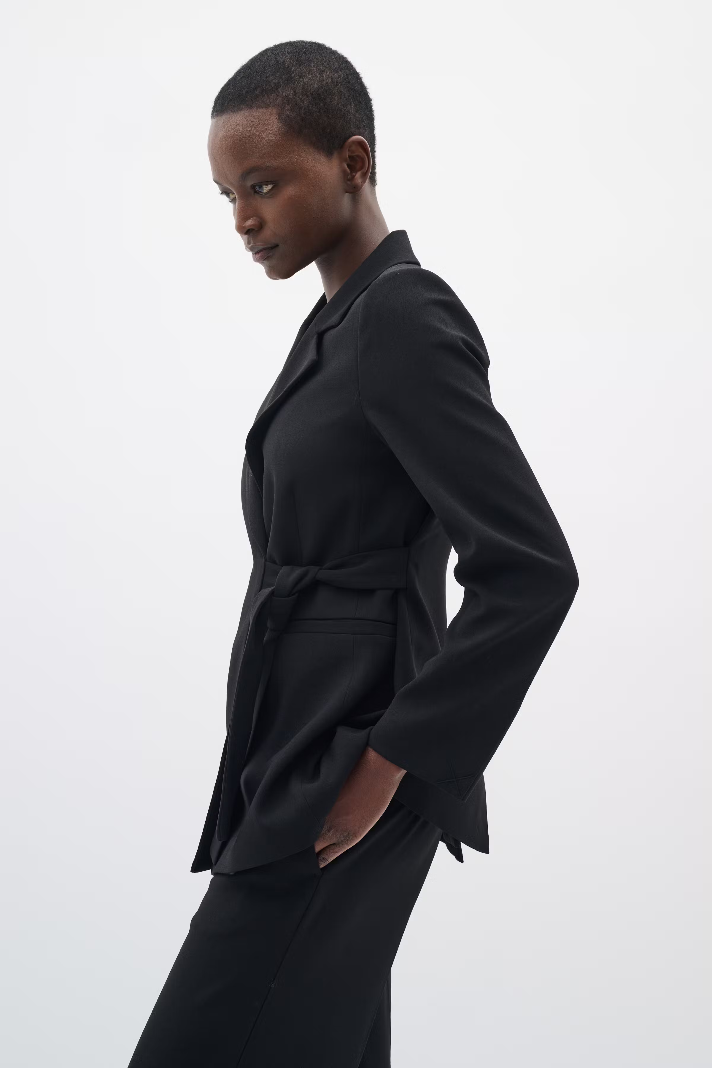 BriezIW Blazer LOOKBOOK FRONT 30111071-194008