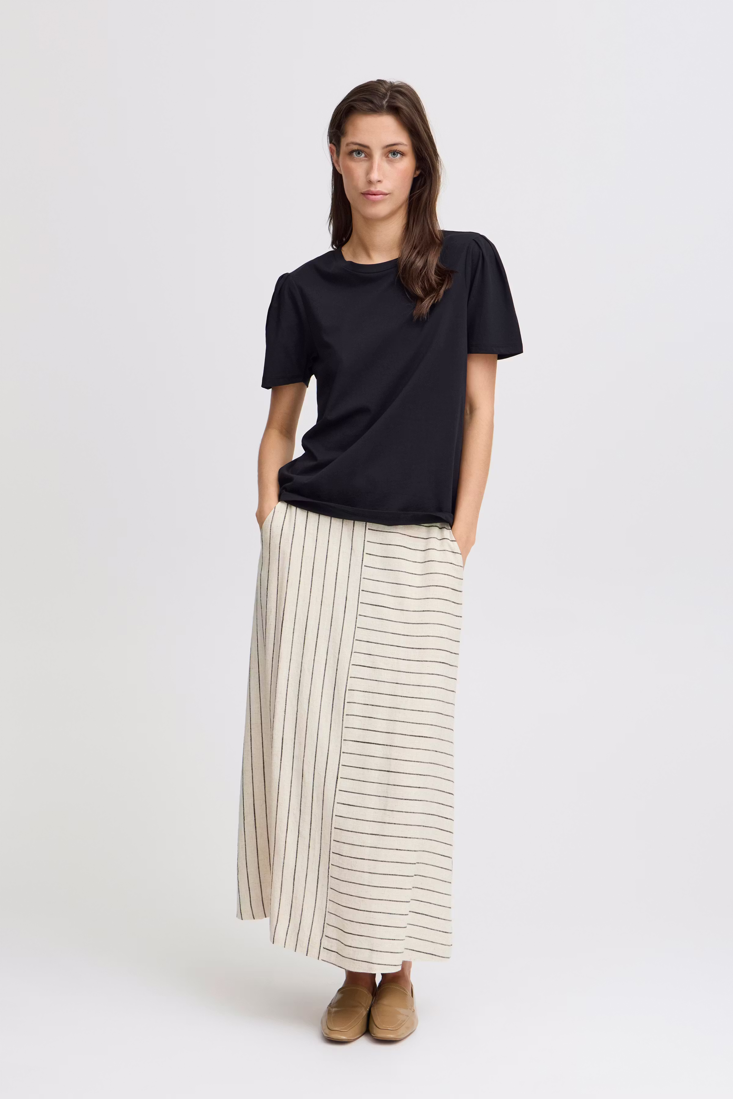 BXPILVE T-shirt LOOKBOOK FRONT 20815033-200451